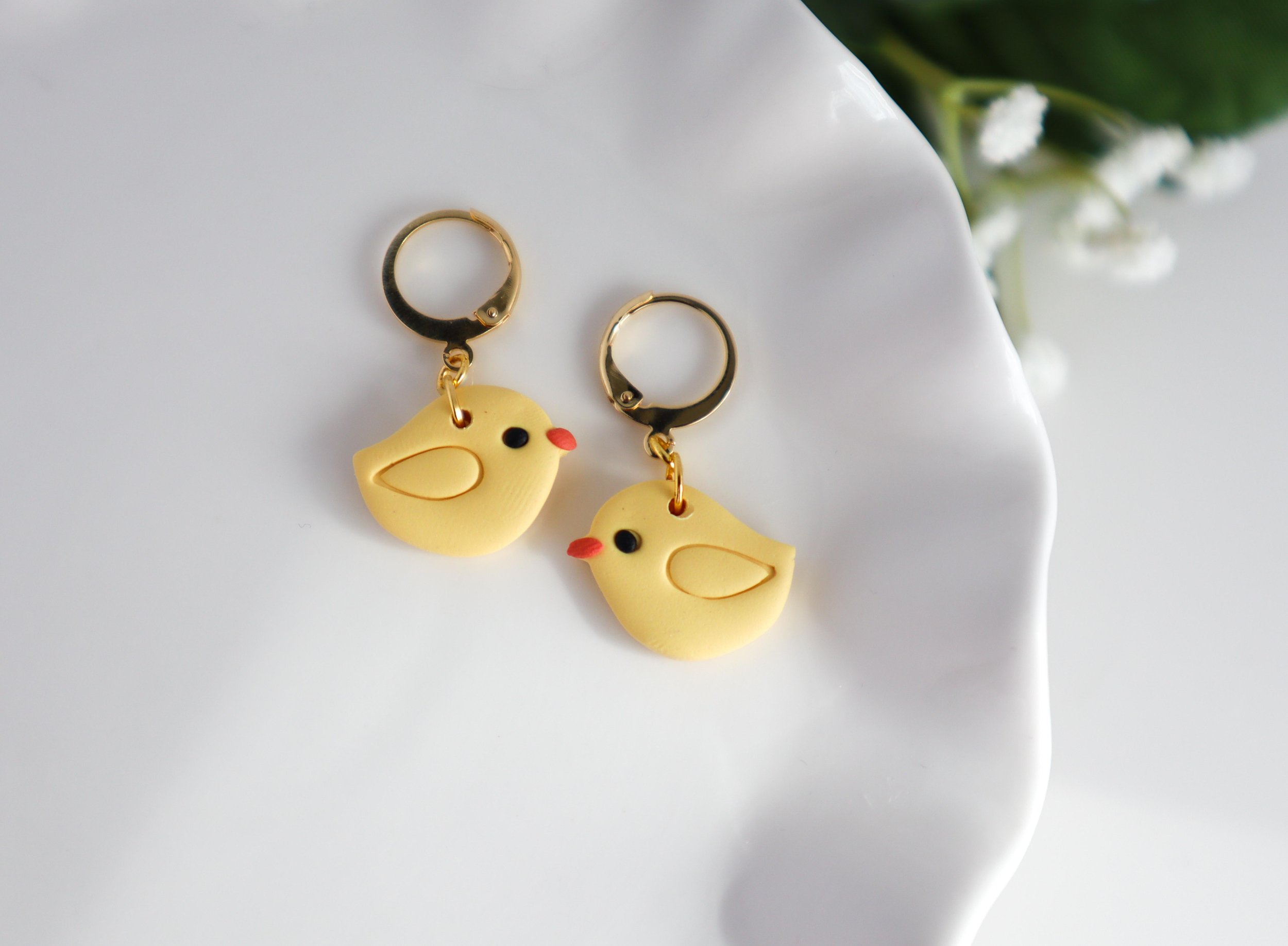 cute-chick-polymer-clay-easter-earrings1.jpg