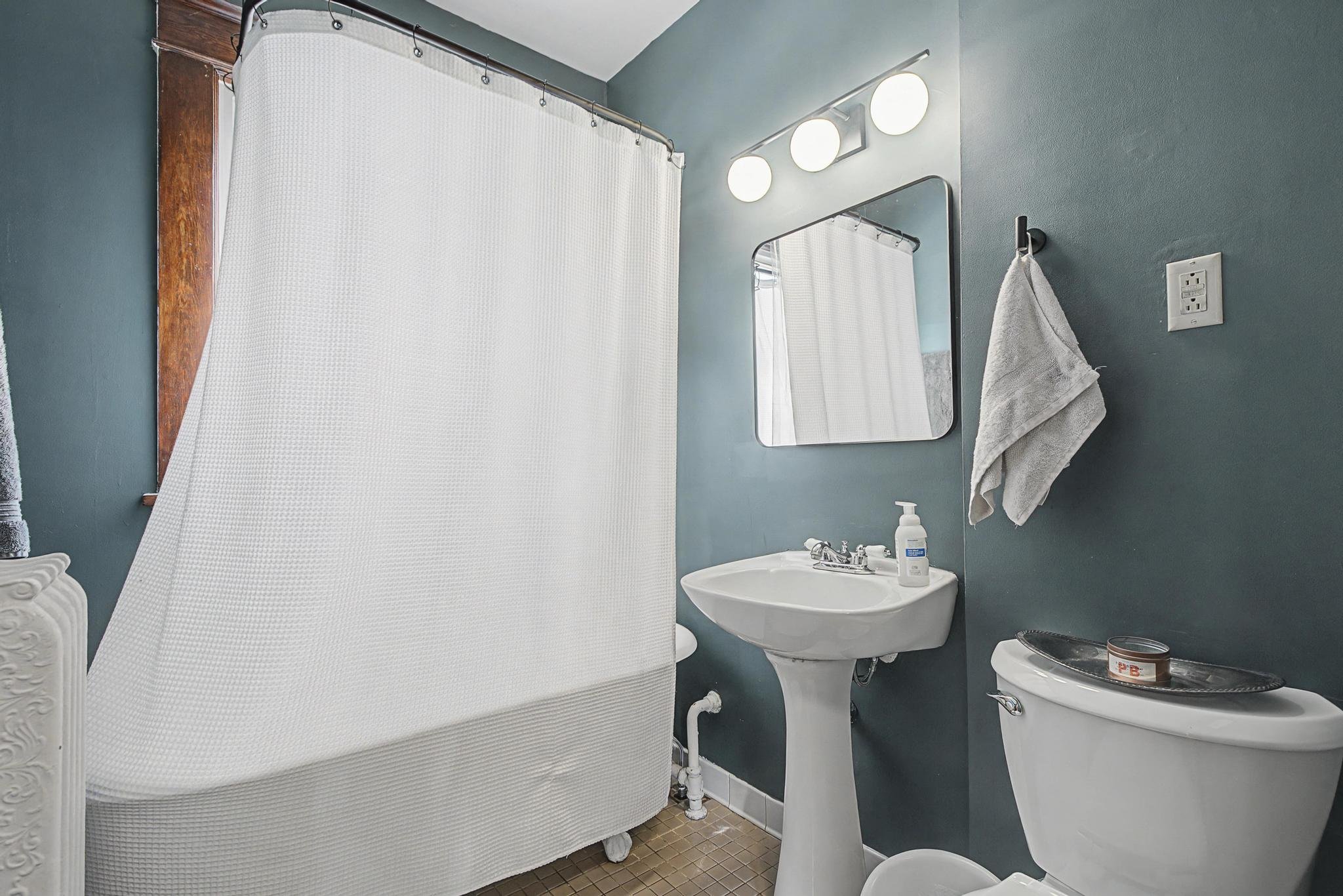 1363 Grand Avenue-10.jpg