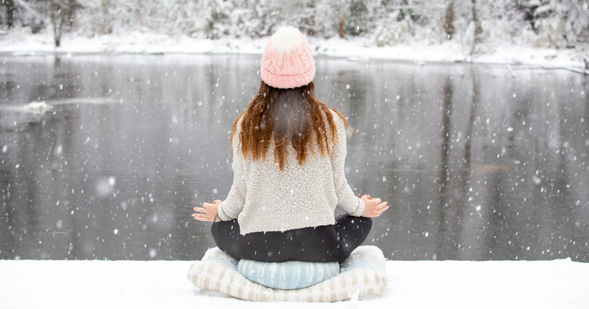 Slow Movement in January: Gentle Yoga and Walking for Winter Wellbeing