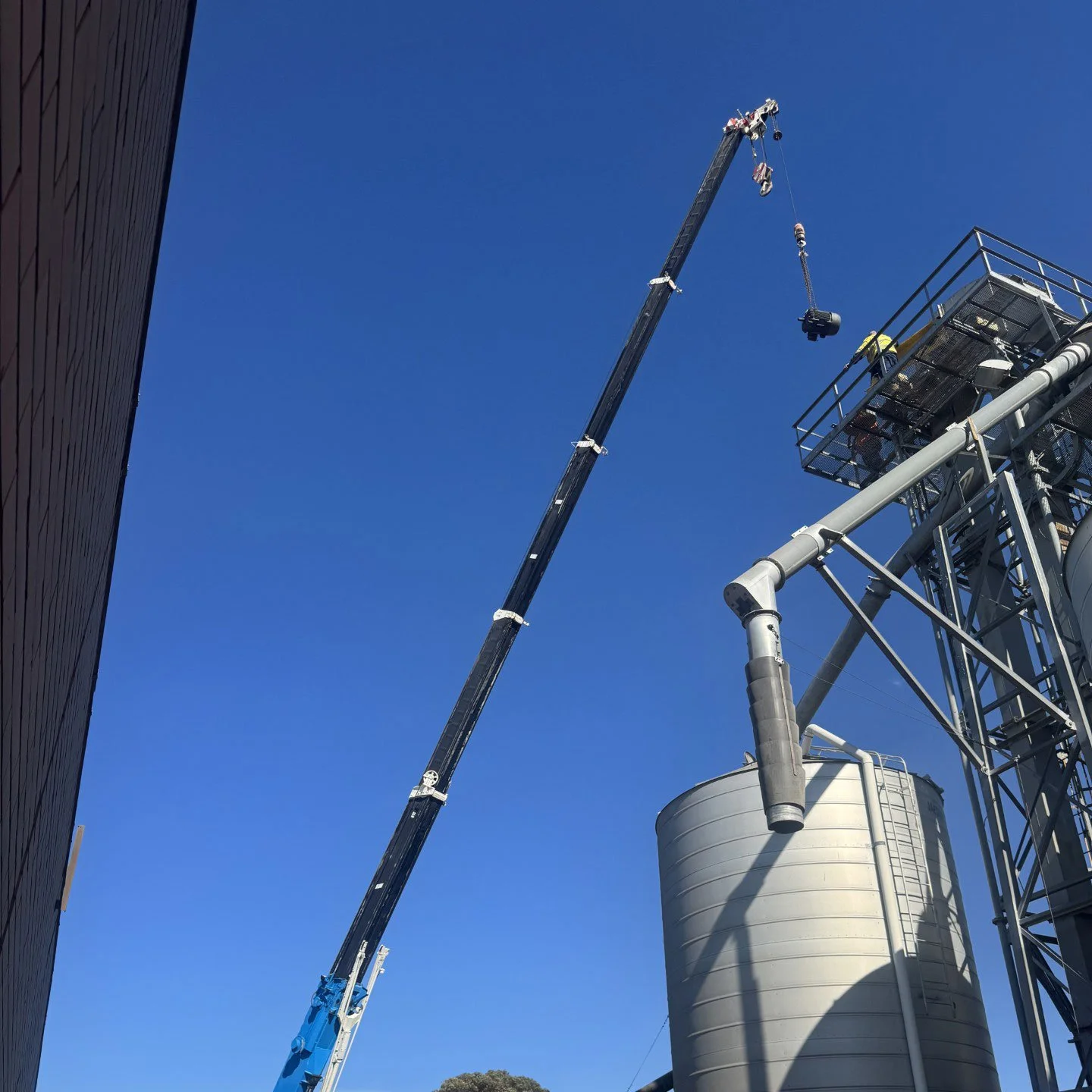 crane.jpg