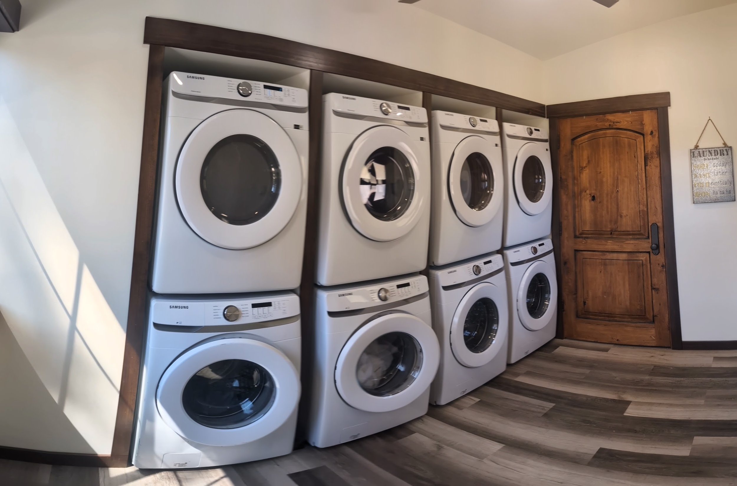 Laundry Room 2.jpg