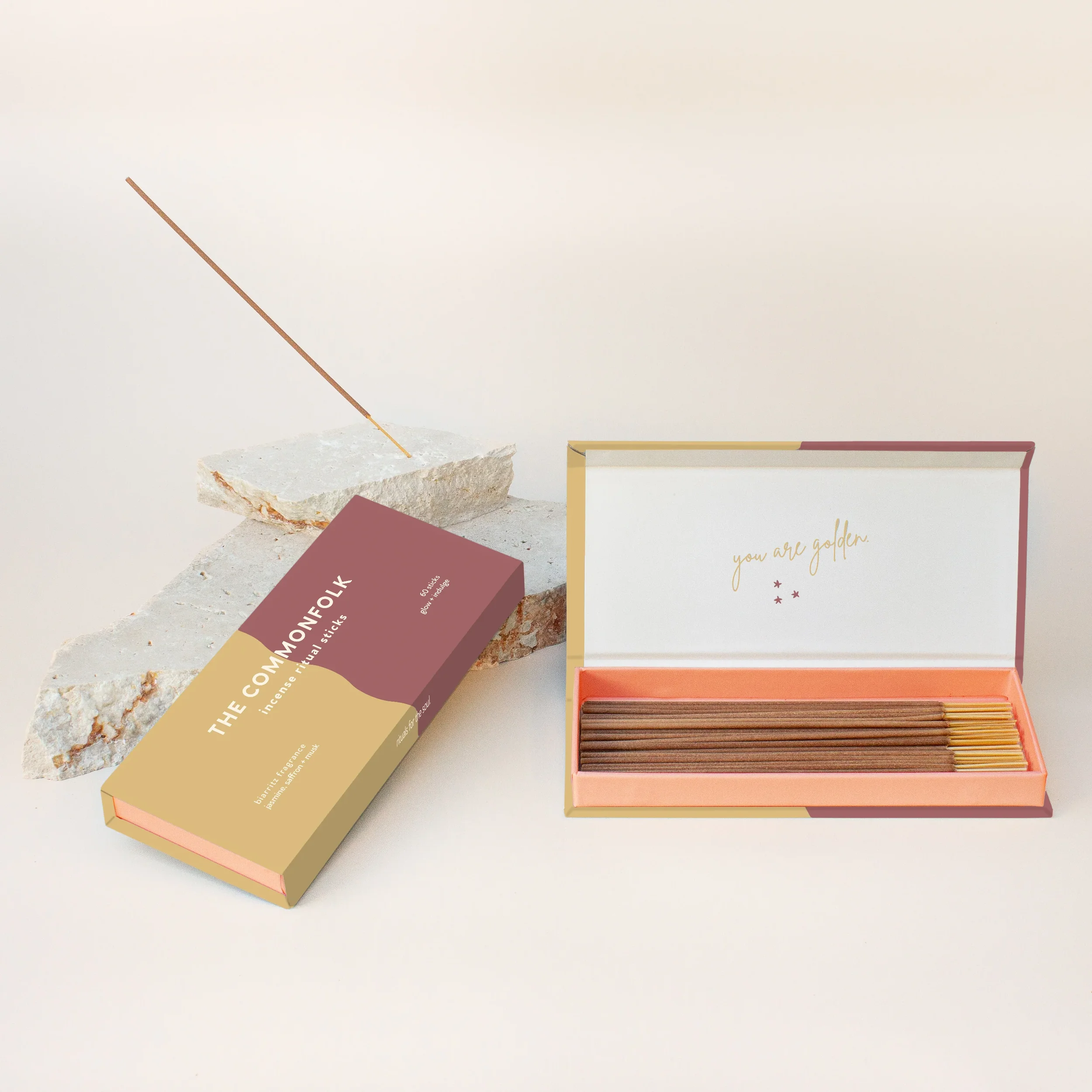 waves biarritz box.webp