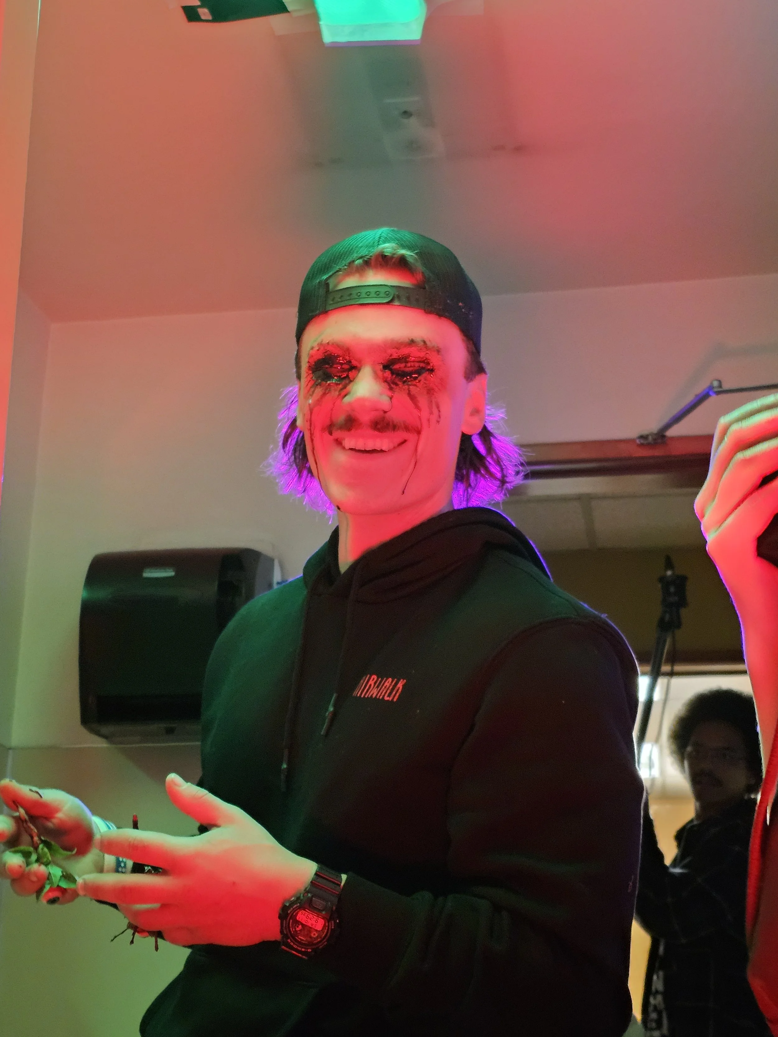 20251011_212935.jpg