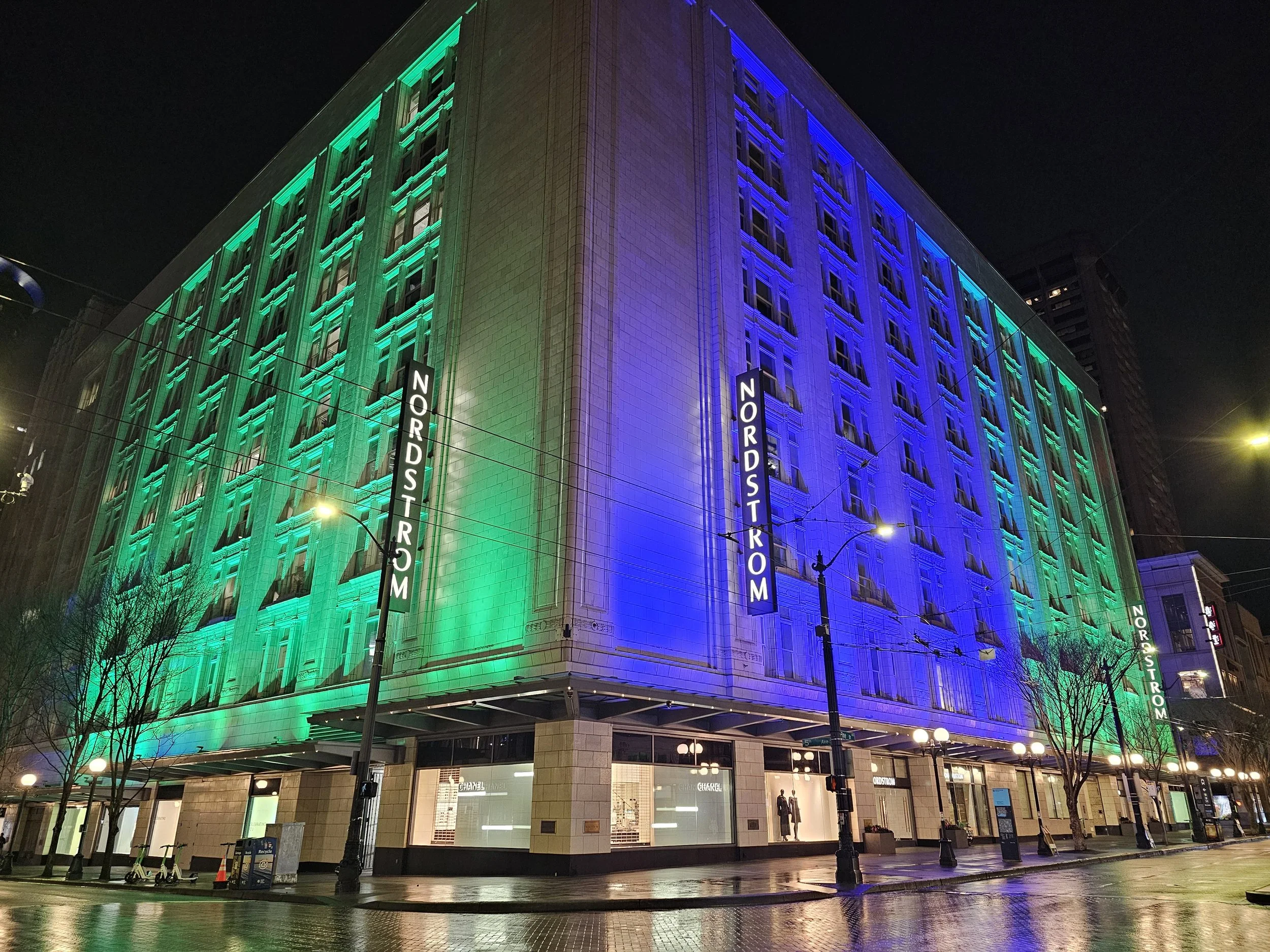Outside Structure lighting 