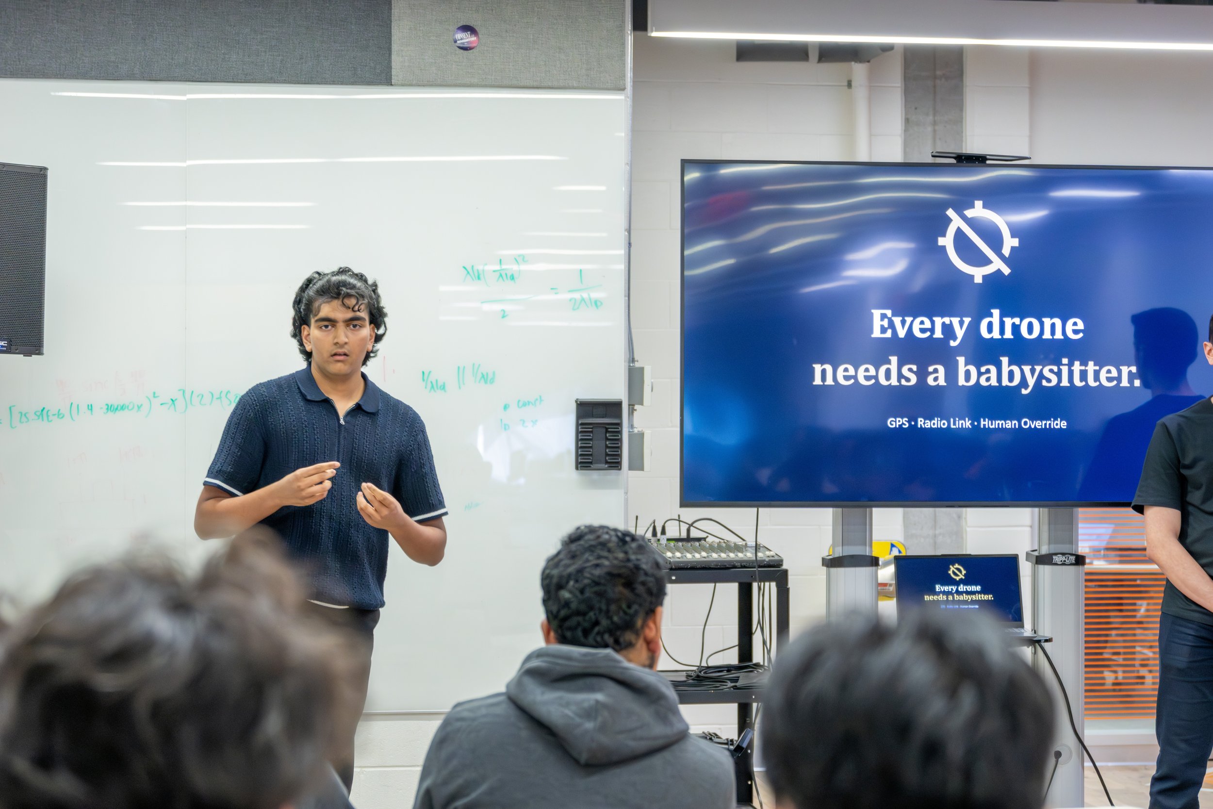 Hackathon-21.jpg