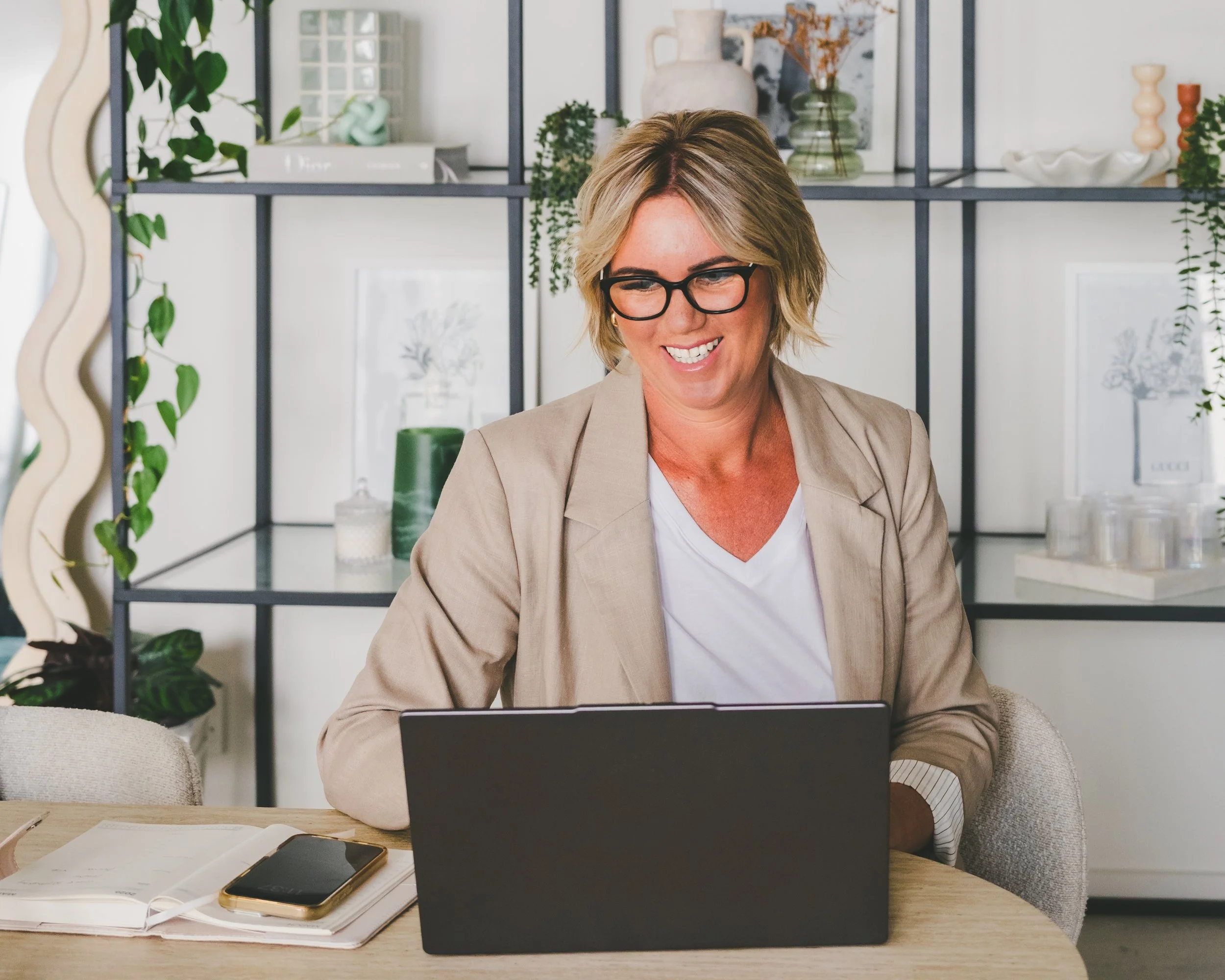 15 Personal Brand Photo Shoot Ideas