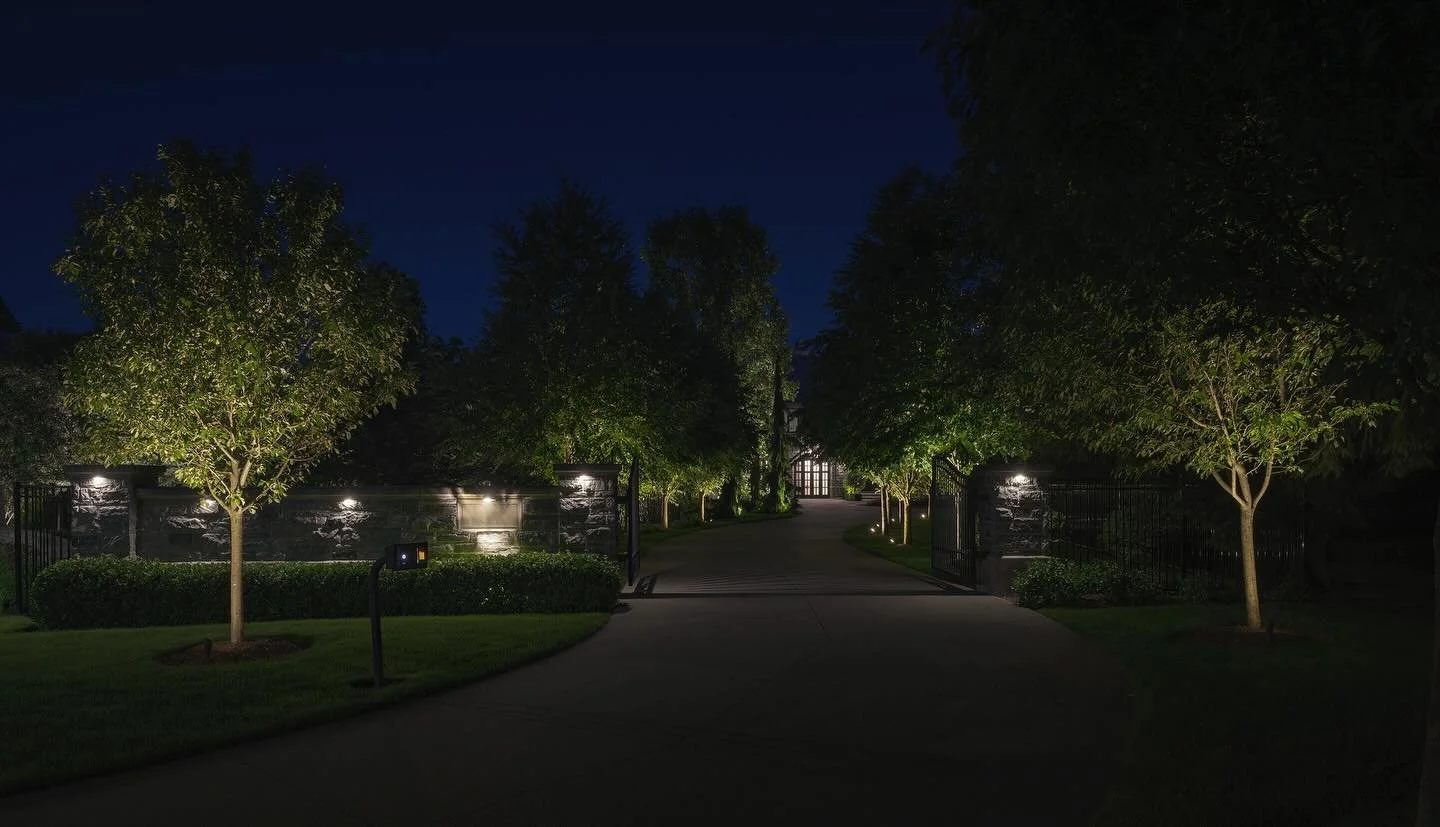 #castlighting #landscapephotography #landscapelighting #landscapelightingdesign