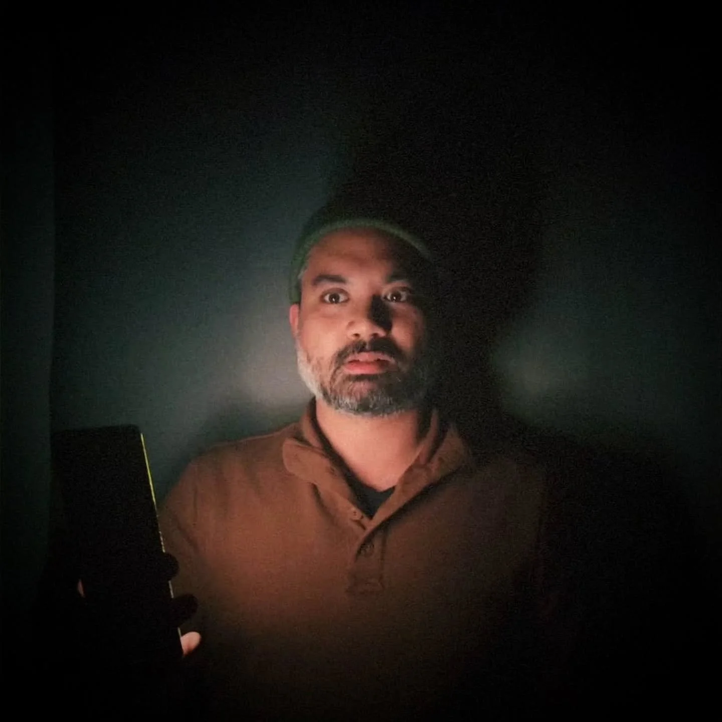 These pictures were taken in January this year but I've been hesitant about posting or sharing anything of me. I've felt that way from the beginning but this year, even though I gave myself a posting schedule, I gave up on it quickly as if my subcons