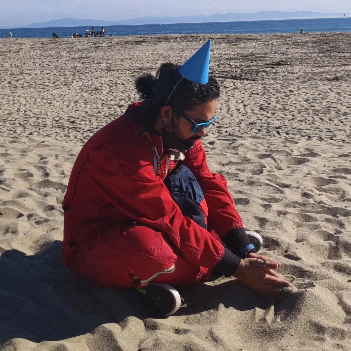 Unreleased Party Hat Promo Materials

Santa Cruz, Ca 2020

Photos by @humanmeatpopsicle

#theholographicchildren #partyhat #ep #music #album #santacruz #2020 #santacruz2020 #beach #beachboardwalk #indie #indiemusic #indiepop #alternativemusic #indiea