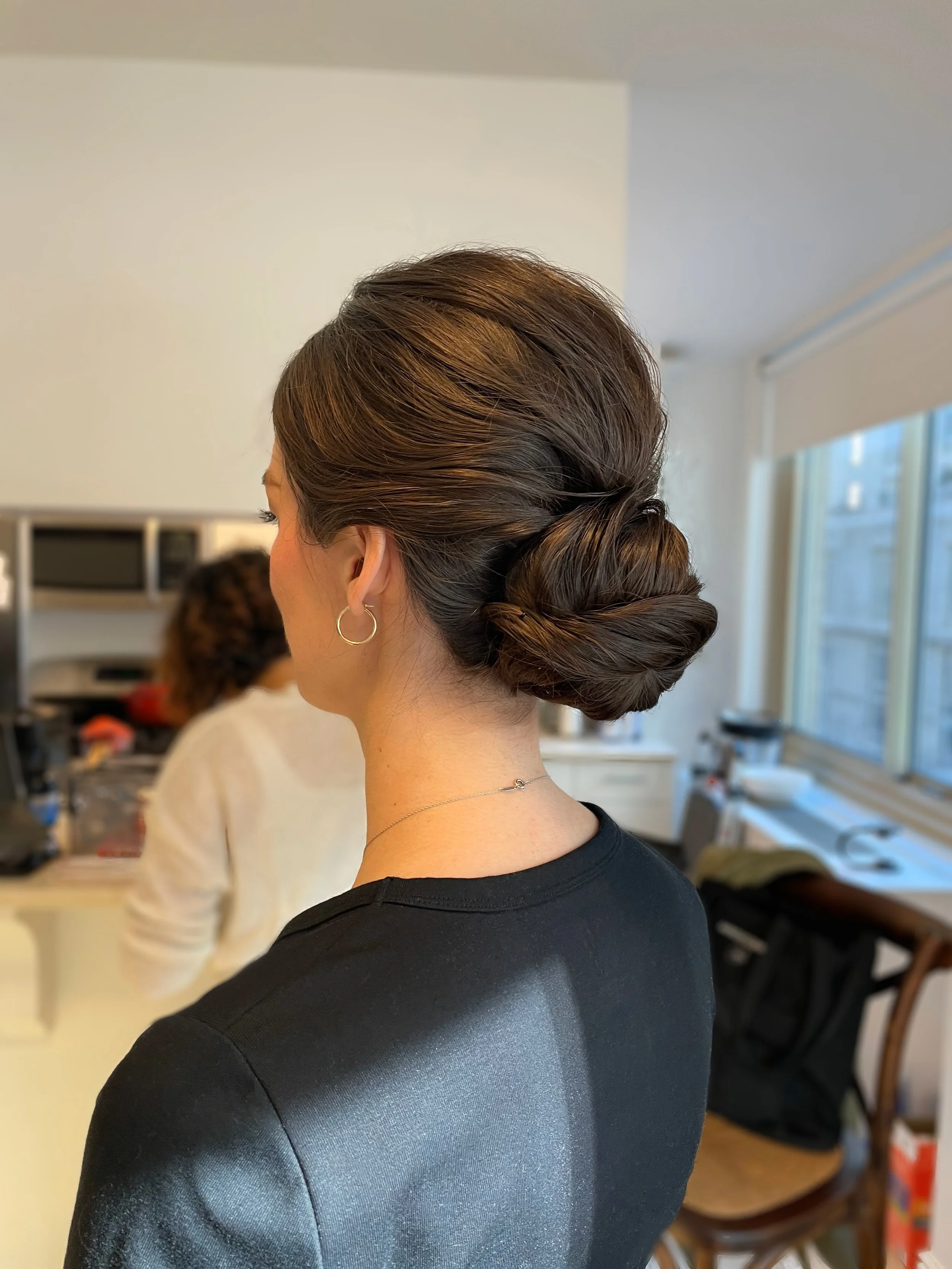 textured low bun swirl side-07-39.JPEG