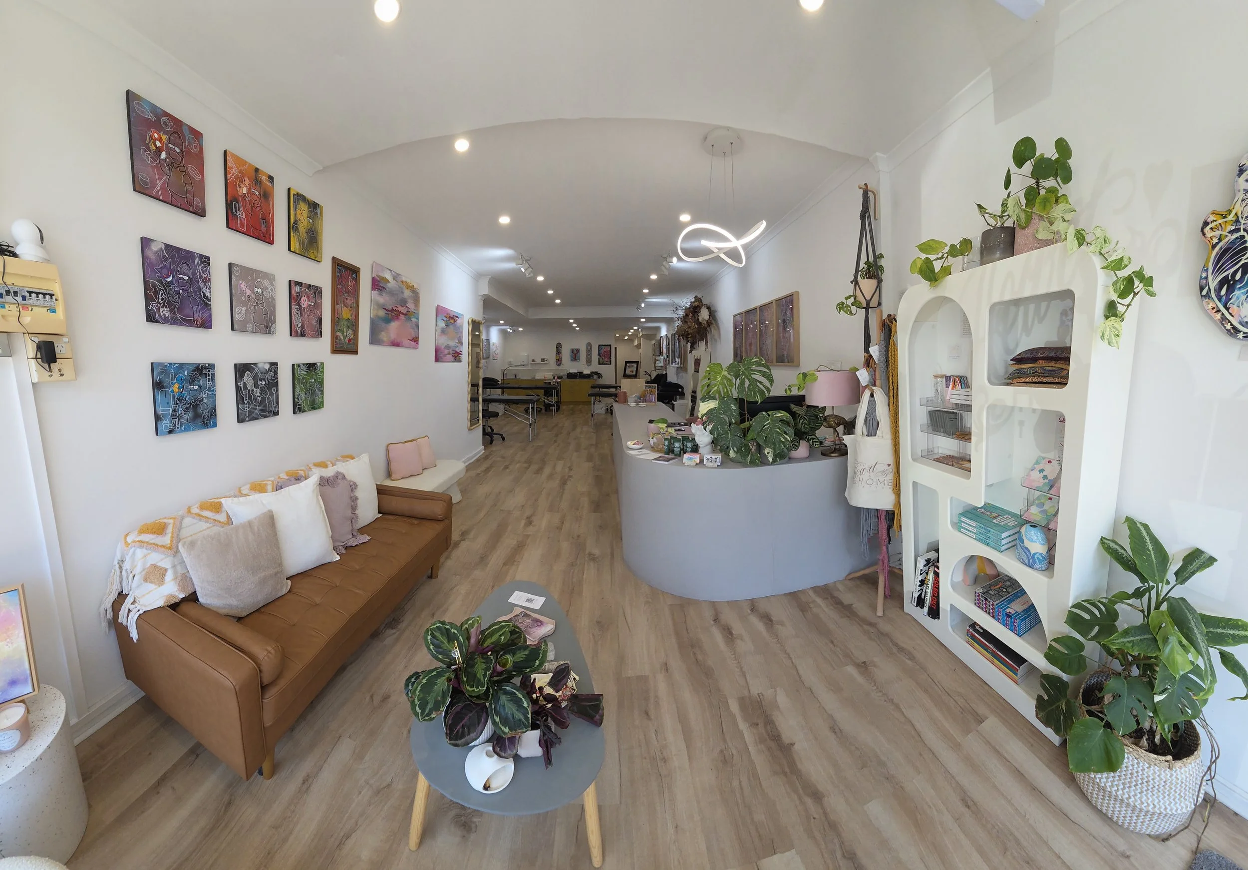 Melbournes top tattoo studio. Vibrant interior and safe tattoo studio for all people. Clean and beautiful tattoo studio in Melbournes Moonee Ponds. Fine line tattoos, American traditional tattoos, realism tattoos. Best customer service in a tattoo