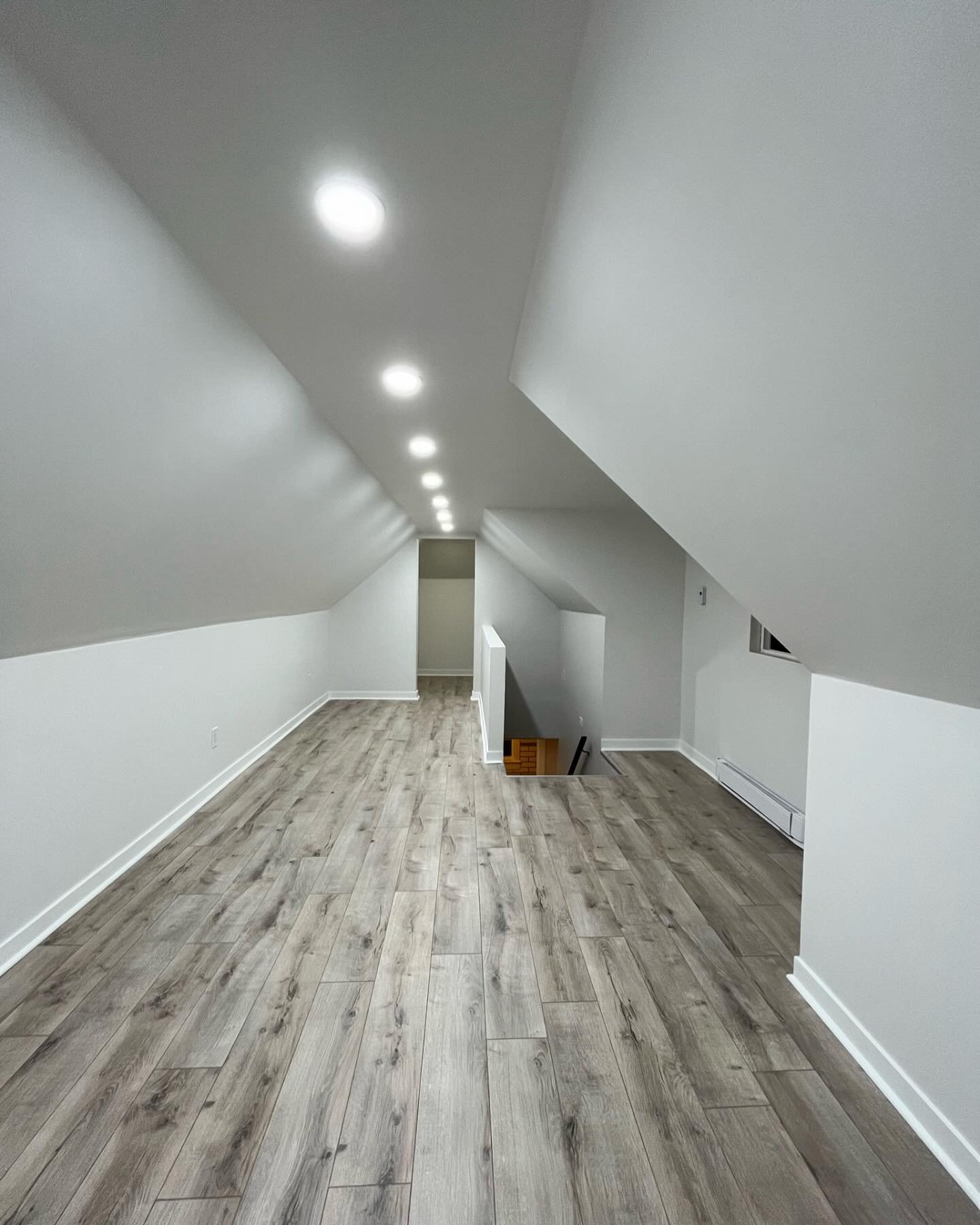 This used to be an unfinished room. Swipe to see what it was before we came in !