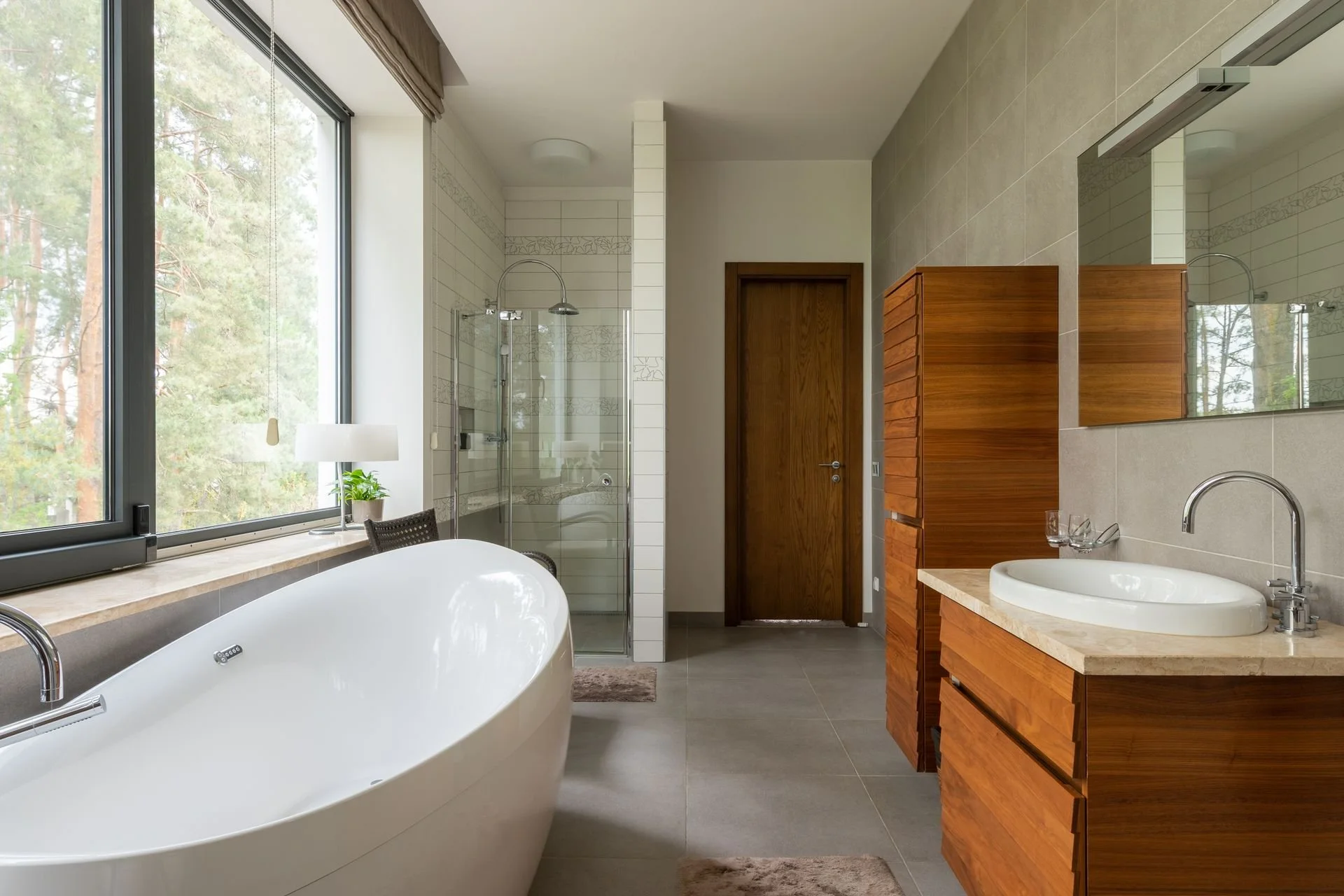 Moisture-Smart Bathroom Materials in Shepparton: Tile, Grout, Sealants, Low-VOC