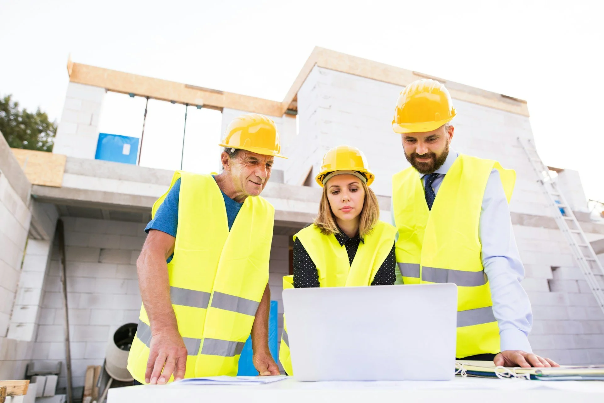 Compare Builder Quotes in Shepparton &amp; Mooroopna: Apples-to-Apples Checklist