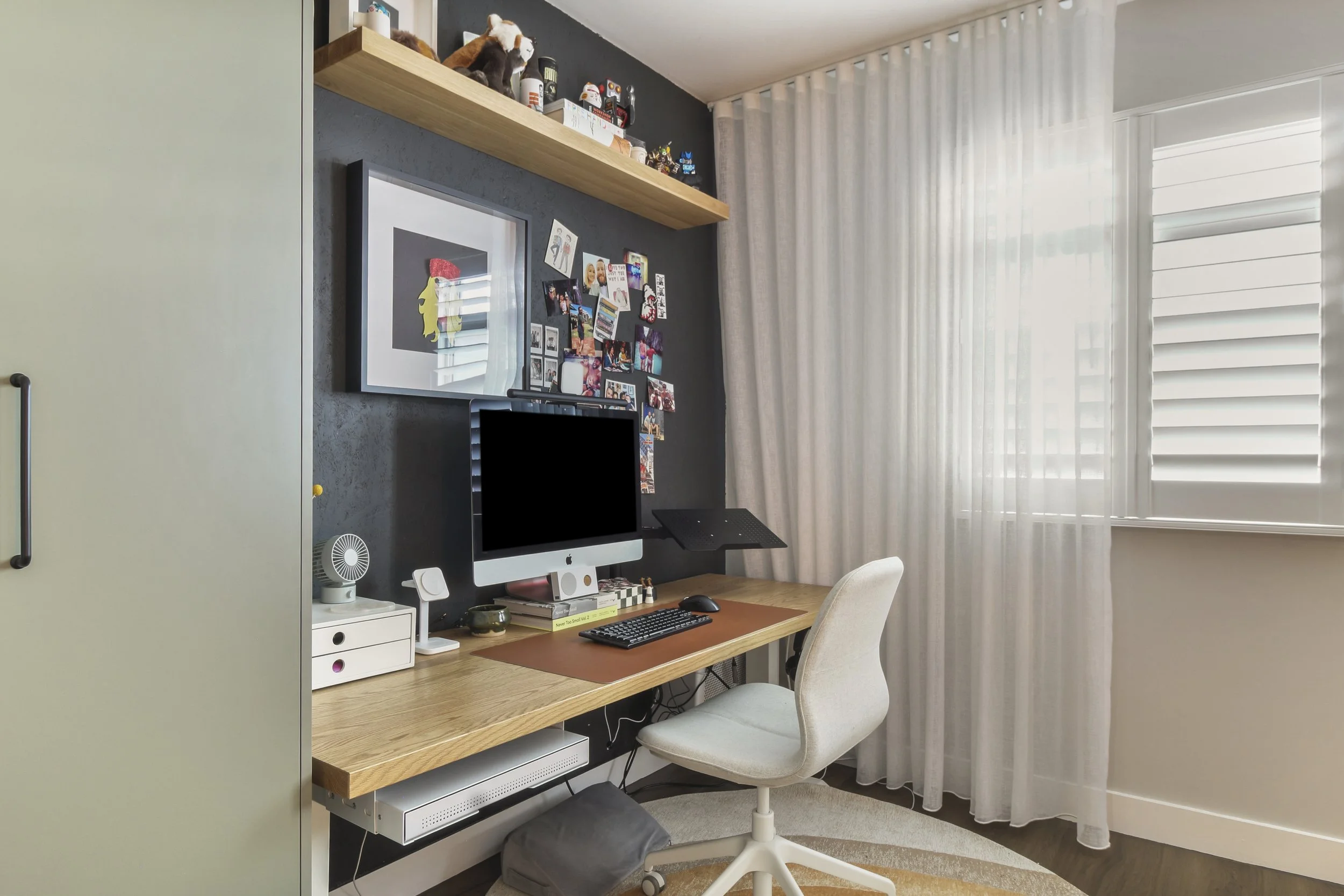 Living Room Angle 7.jpg