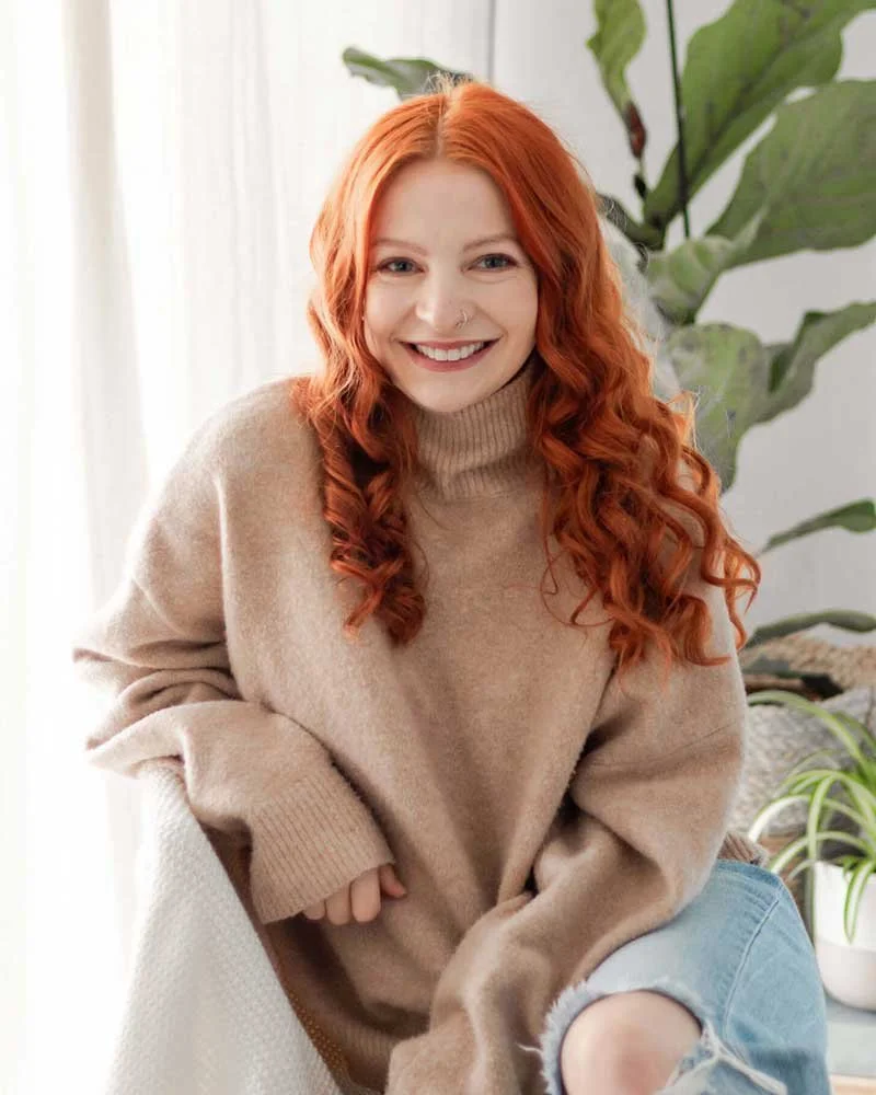 Rubie Jo Creative brand designer based in Derby, UK specialising in brand identity and logo design