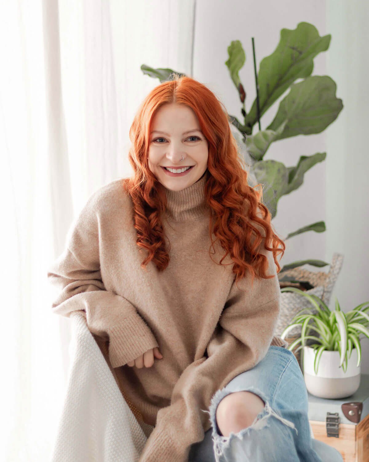 Freelance graphic designer based in Derby, UK specialising in brand identity and logo design