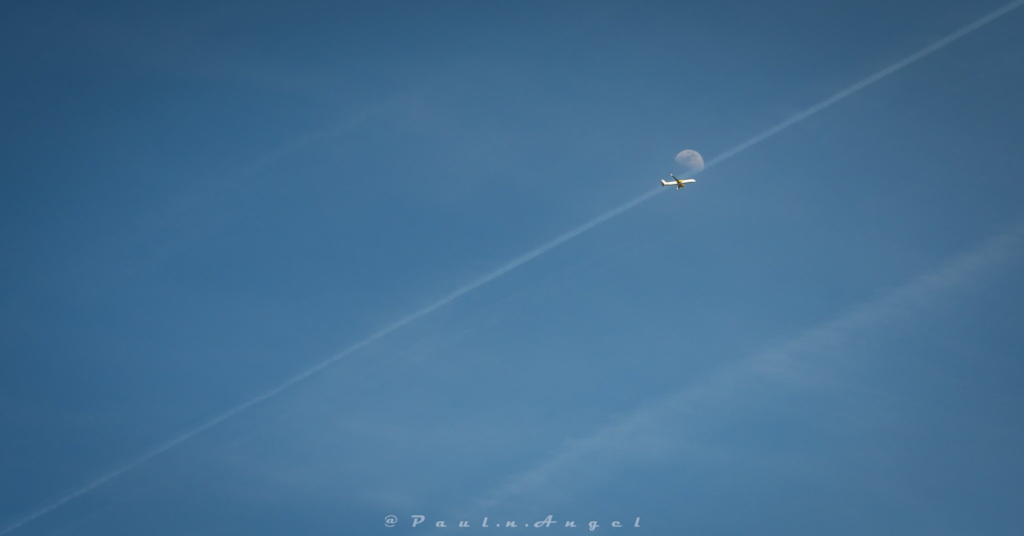 moonplane.jpg