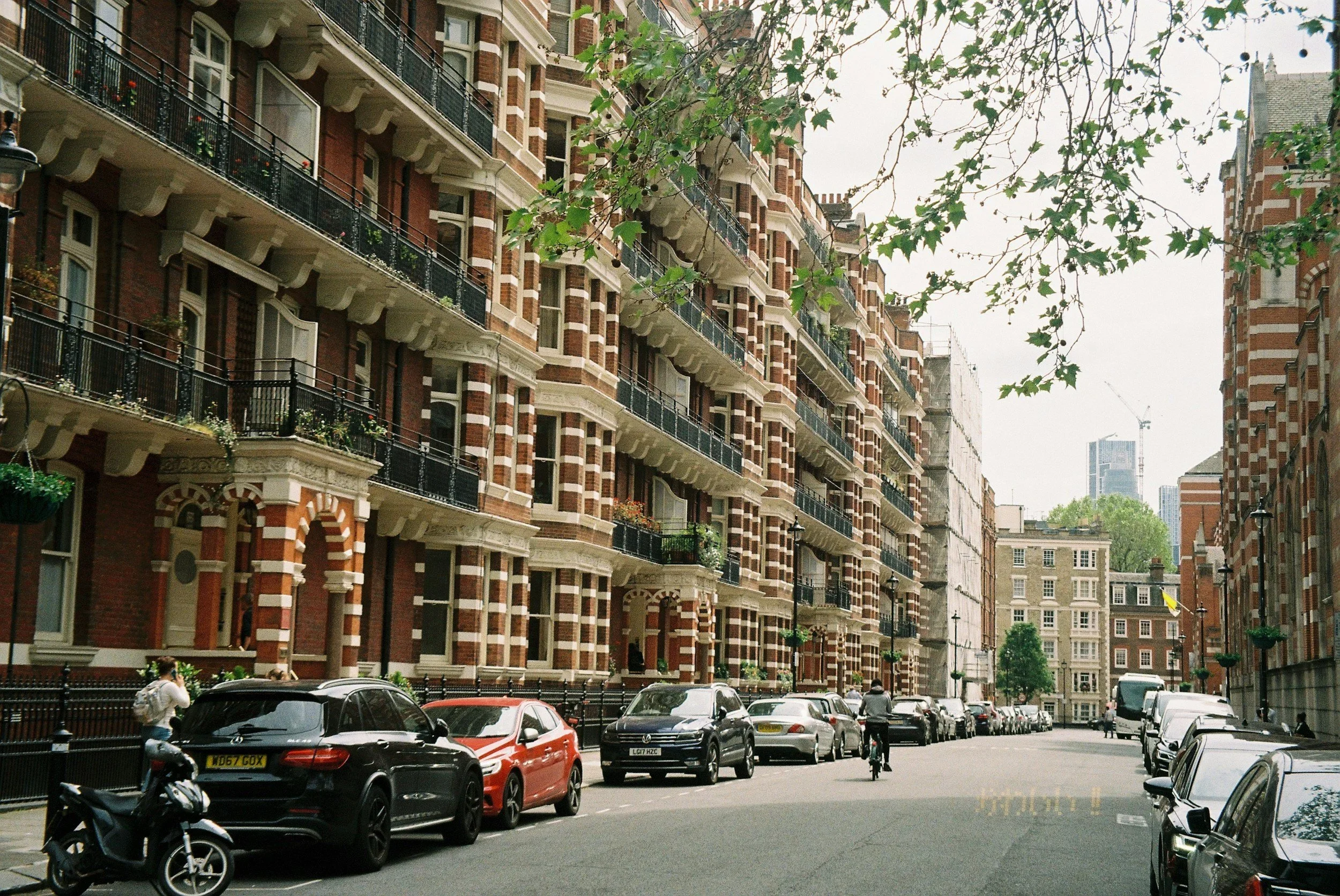 How Banks Assess Complex and Variable Income for Mortgages