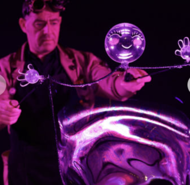 ESPECTACLE: El Professor BromeraCia. MeLaBuffa