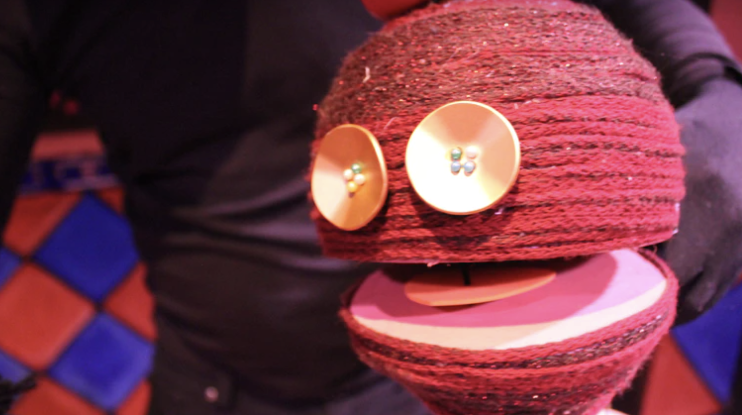 CONTE: Embolicant la troca