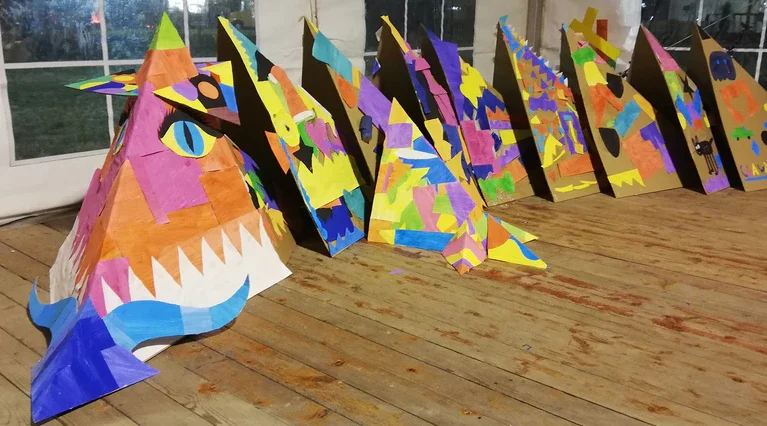 JOC:  Juguem amb el trencadís de Gaudí