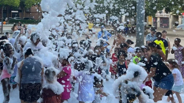 JOC: Festa d’escuma