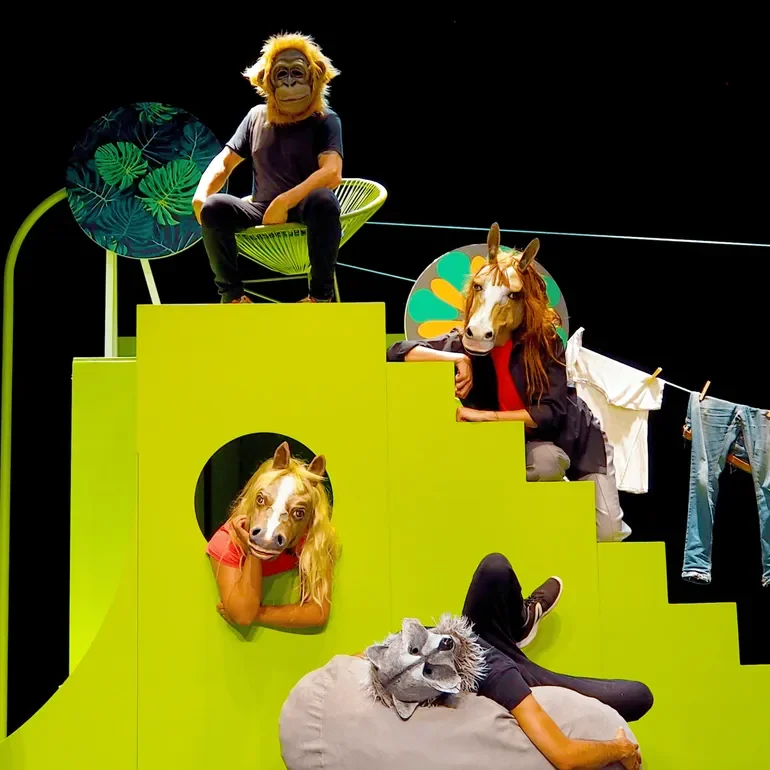 ESPECTACLE: KOMUNUMO