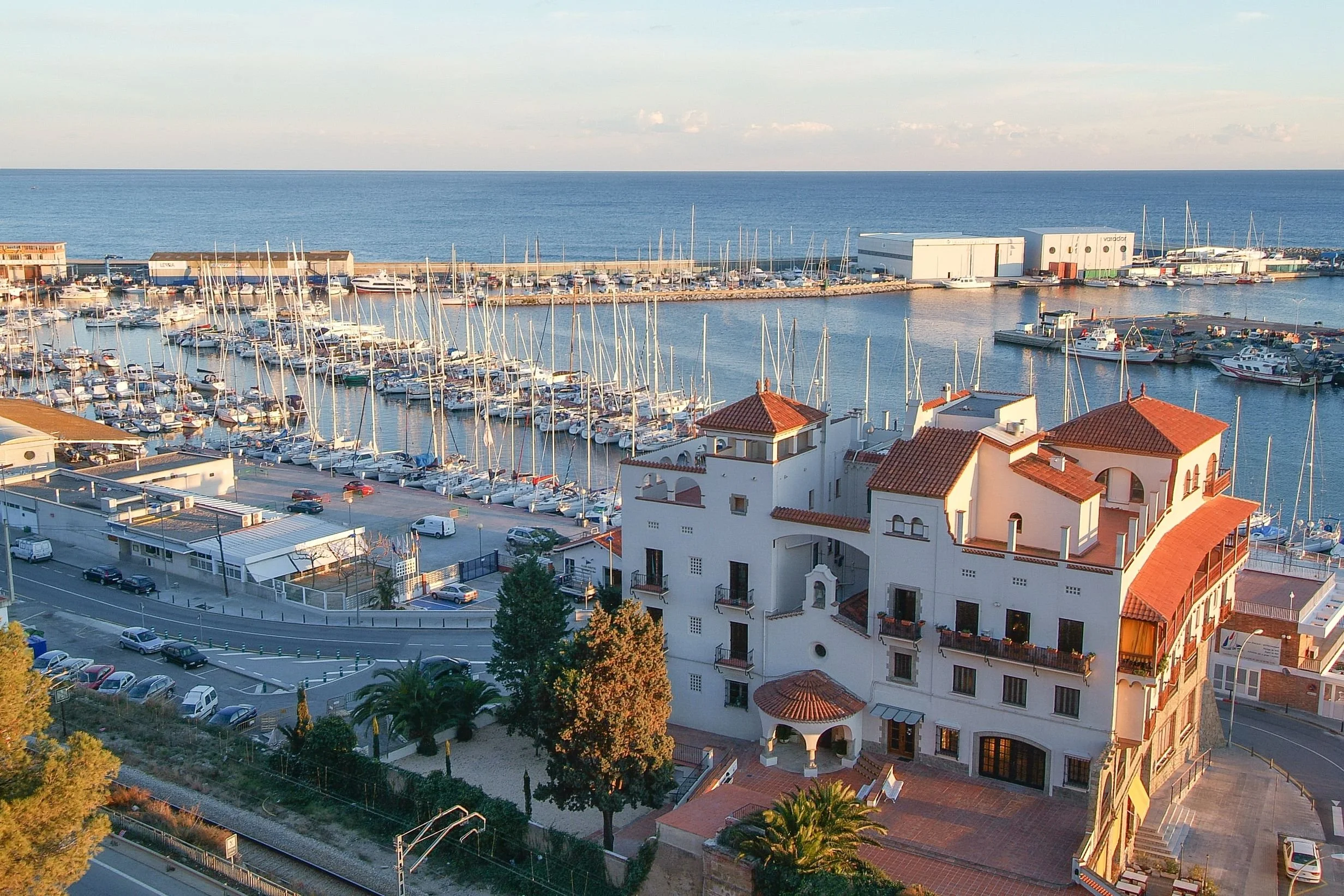 VISITA: Recorregut pel port d'Arenys de Mar