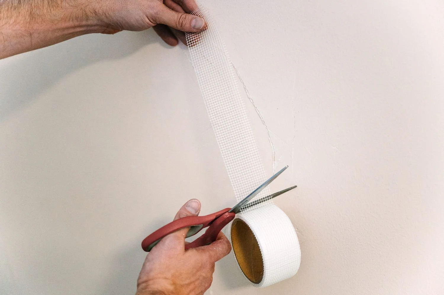 Cracked Plaster in Bristol – What Causes It and When Should You Fix It?