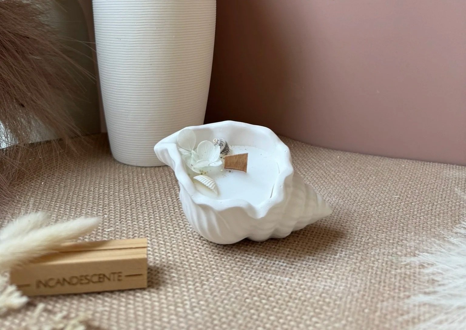Bougie mini coquillage torpille en plâtre