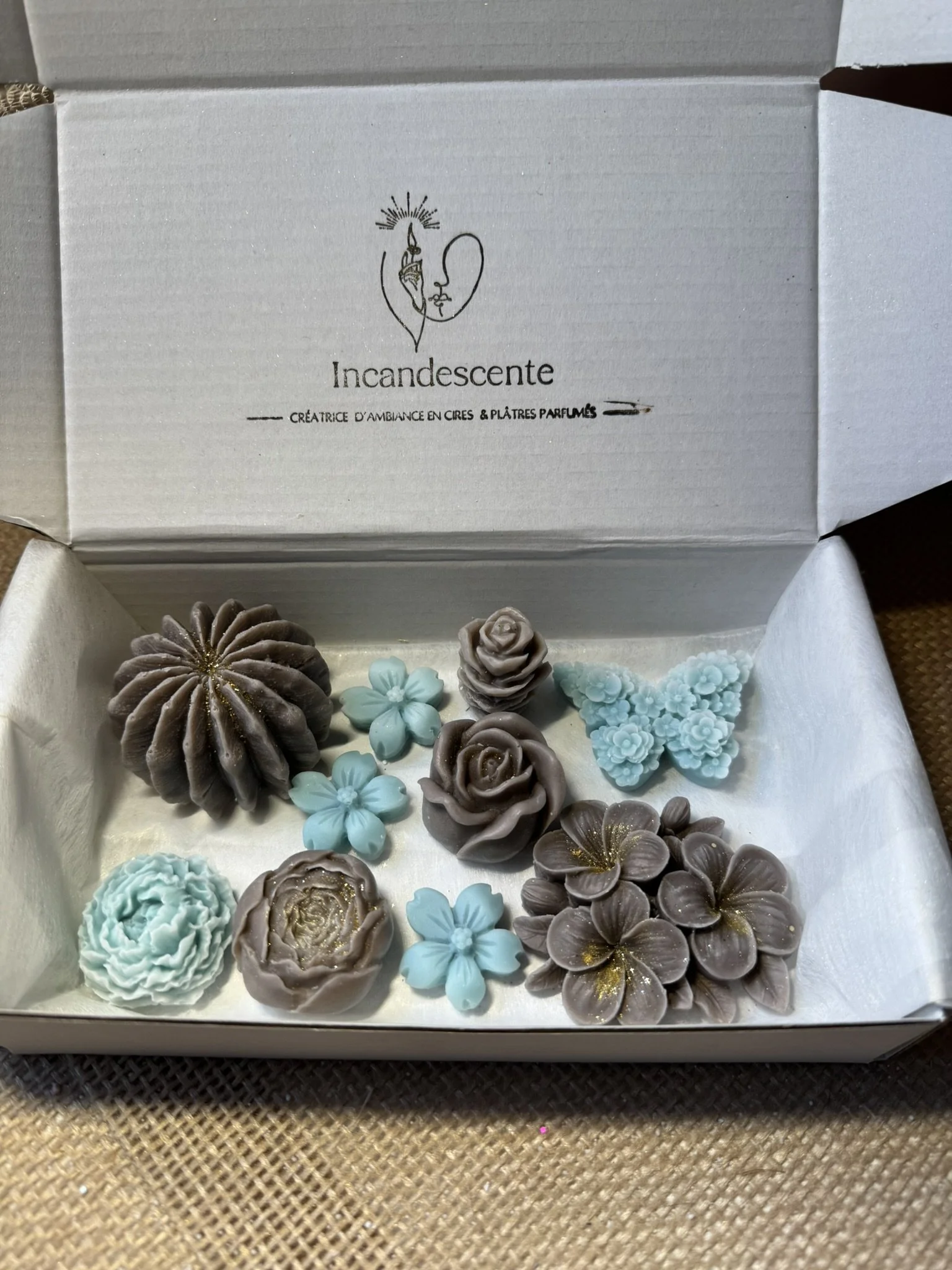 Coffret fondants parfumés fleurs