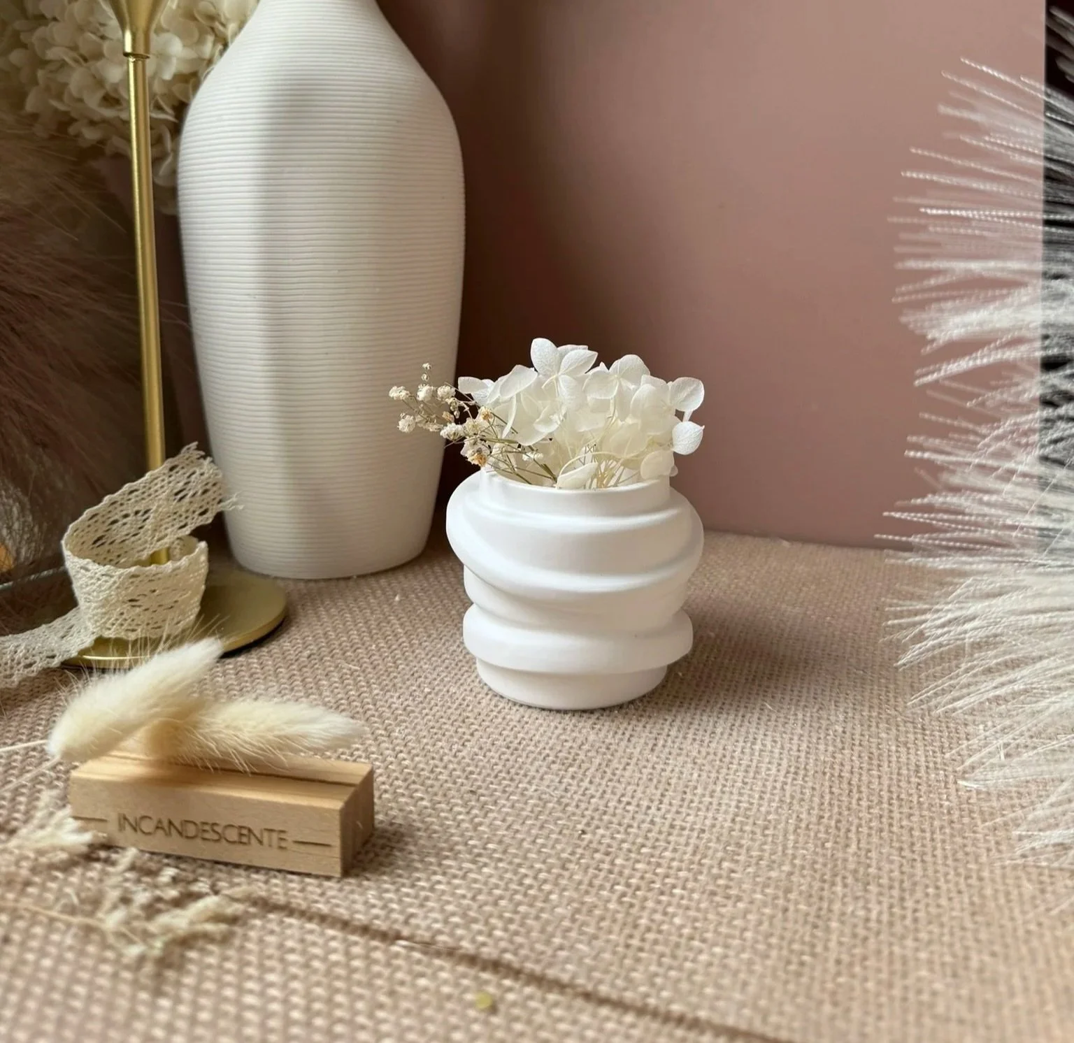 Petit pot torsade vase ou bougie en plâtre