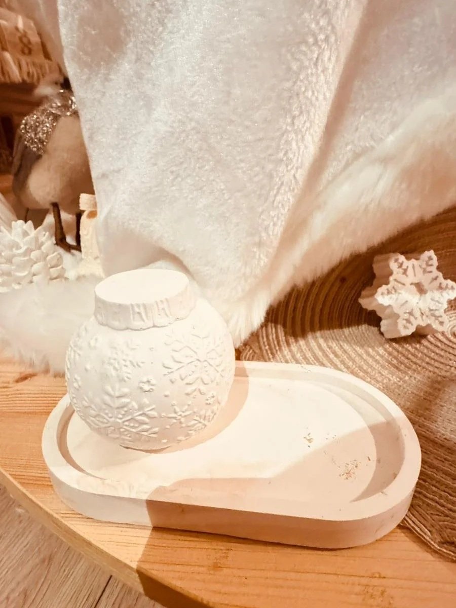 Boule de Noel en plâtre