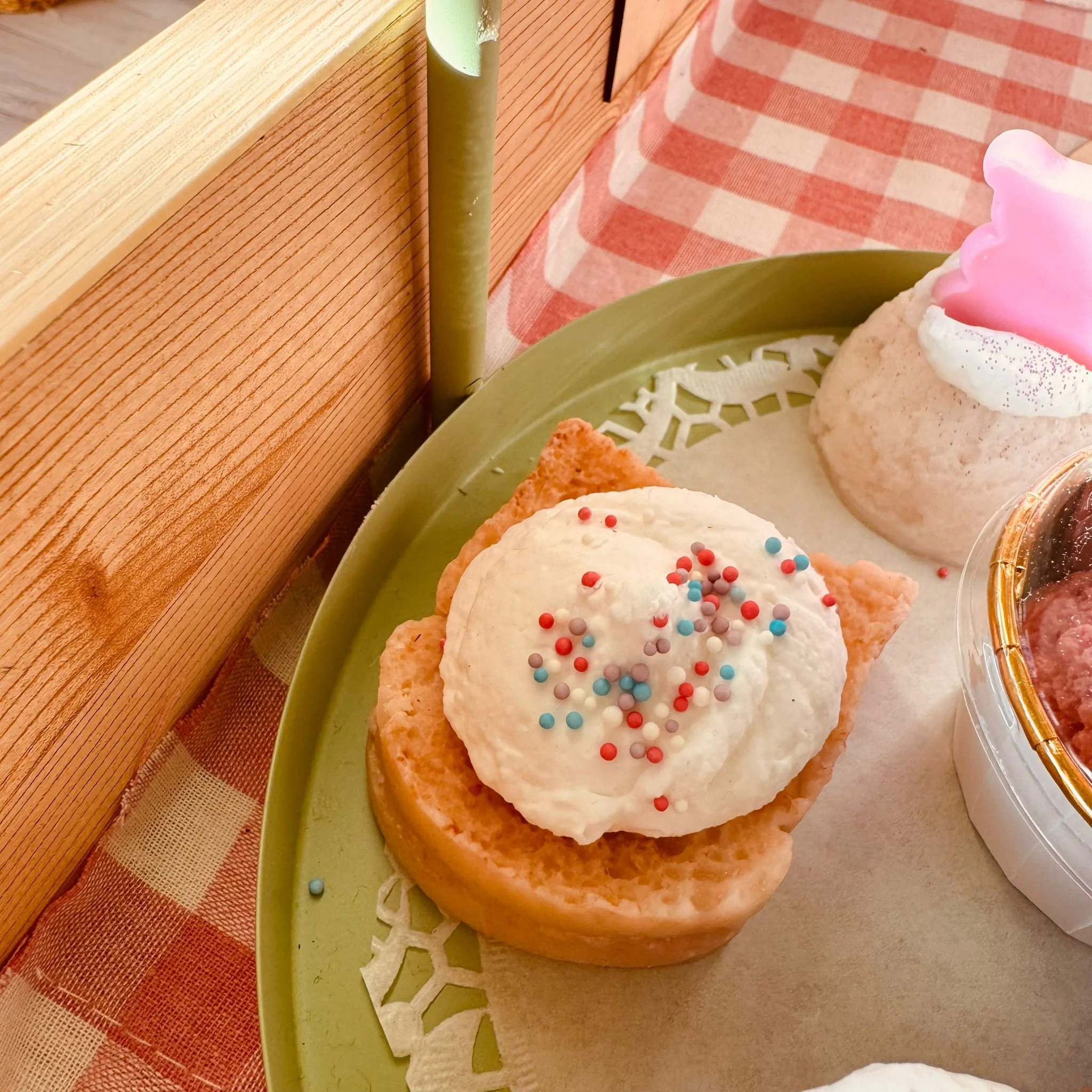 Fondant pain et sa chantilly