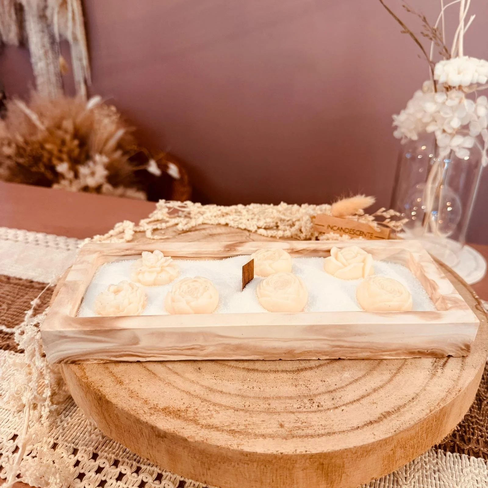 Bougie perlées 250g et 5 mèches en coton avec son contenant en gypse