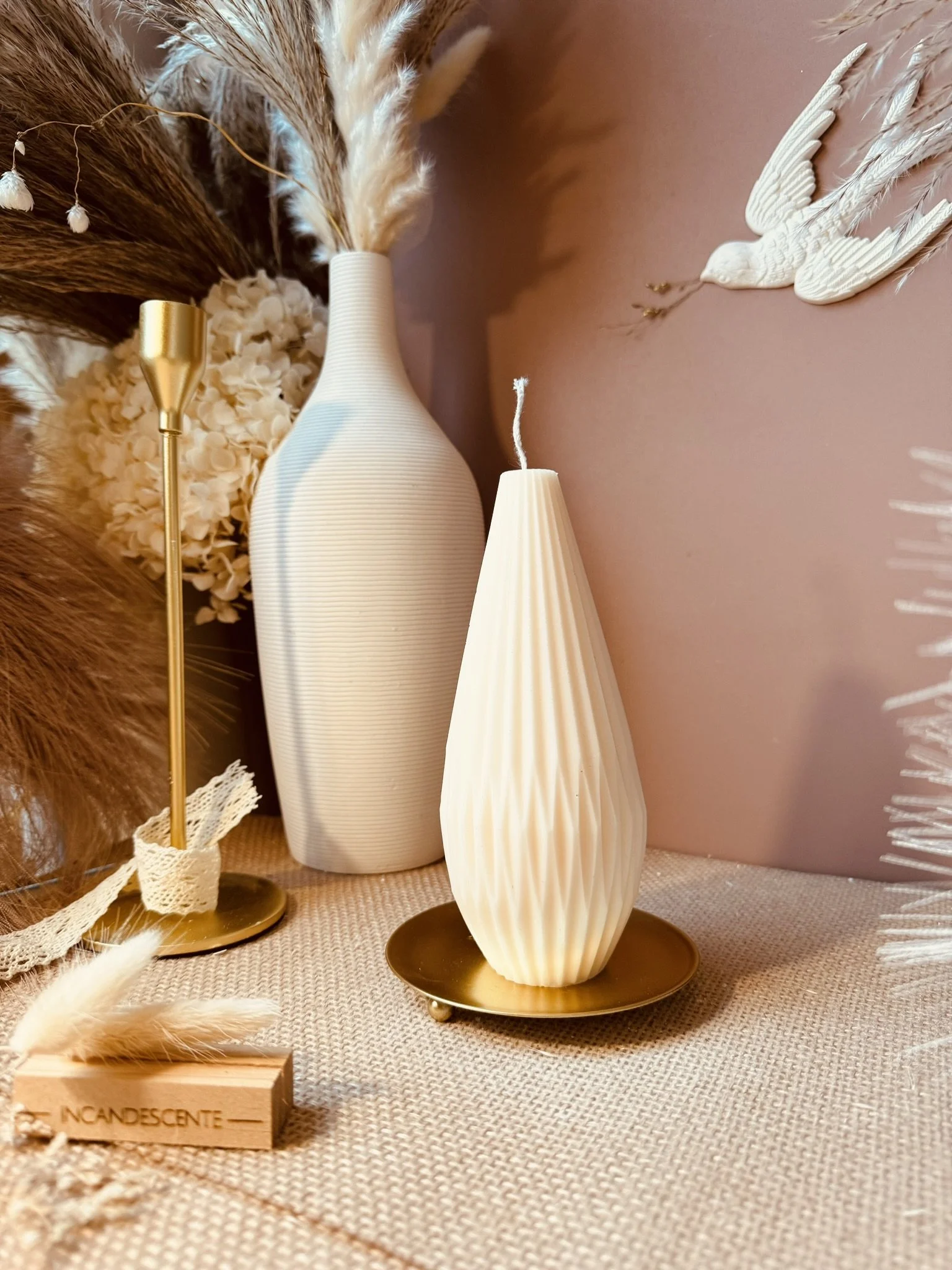 Bougie cône  en cire