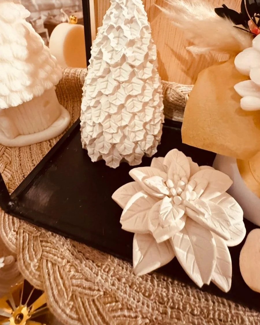 Magnifique fleur de Noel en plâtre