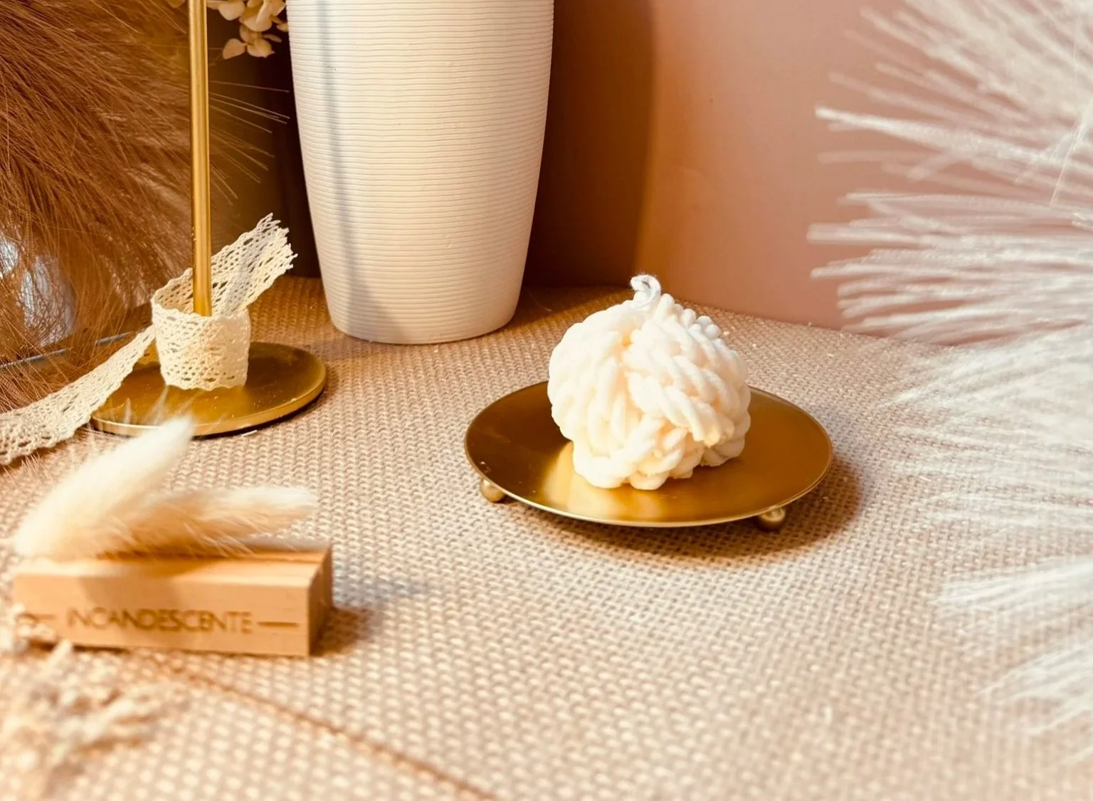 Bougie nœud en cire