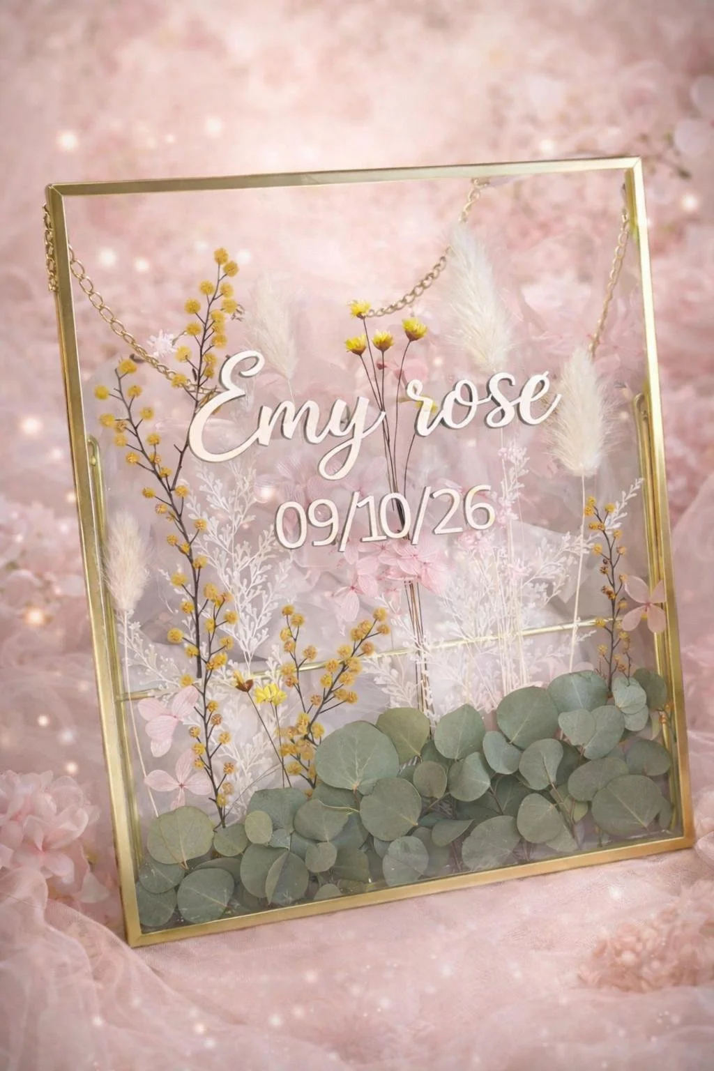 Cadre personnalisé avec  ses fleurs préservées