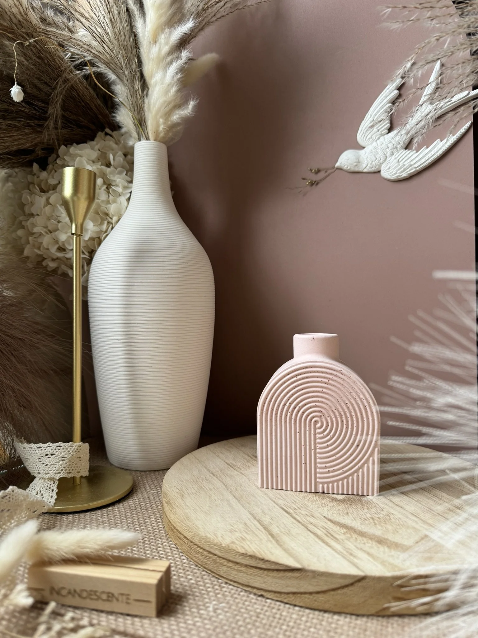 Vase ou diffuseur arc  en plâtre parfumé