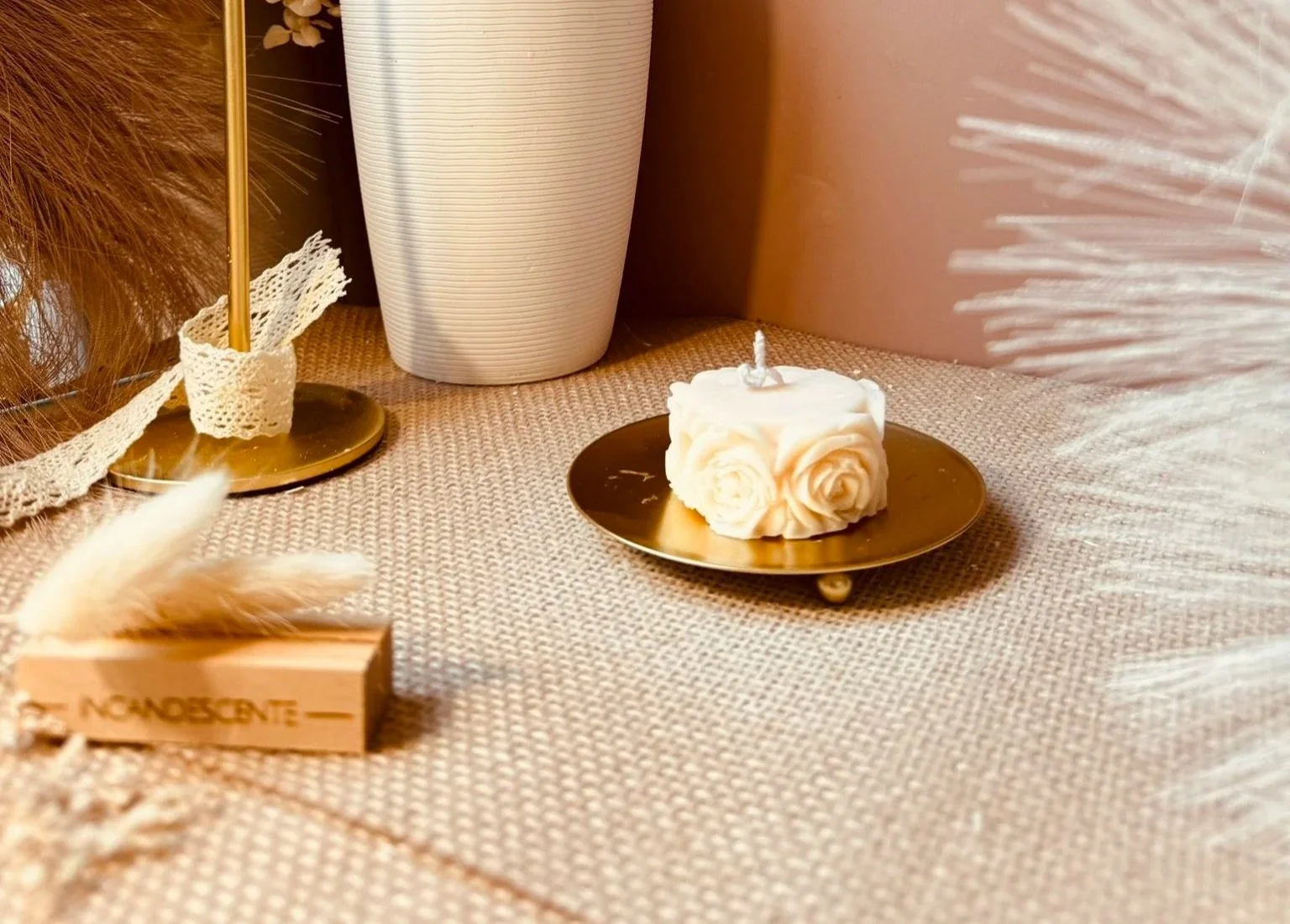 Bougie palet de roses  en cire