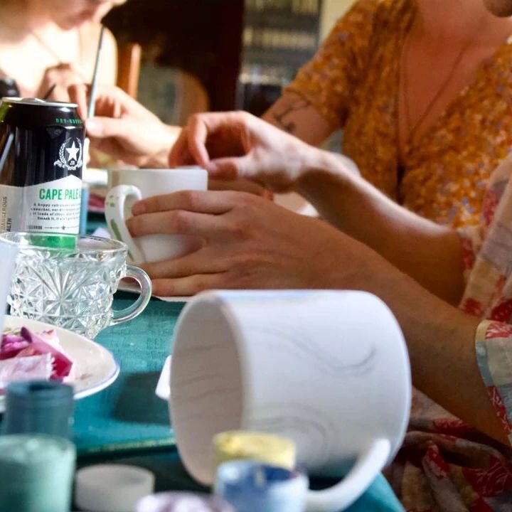 Grab your favourite people and organise a pottery painting party 🎨🖌

#potterylove #potterypainting #stellenbosch #winelandspottery