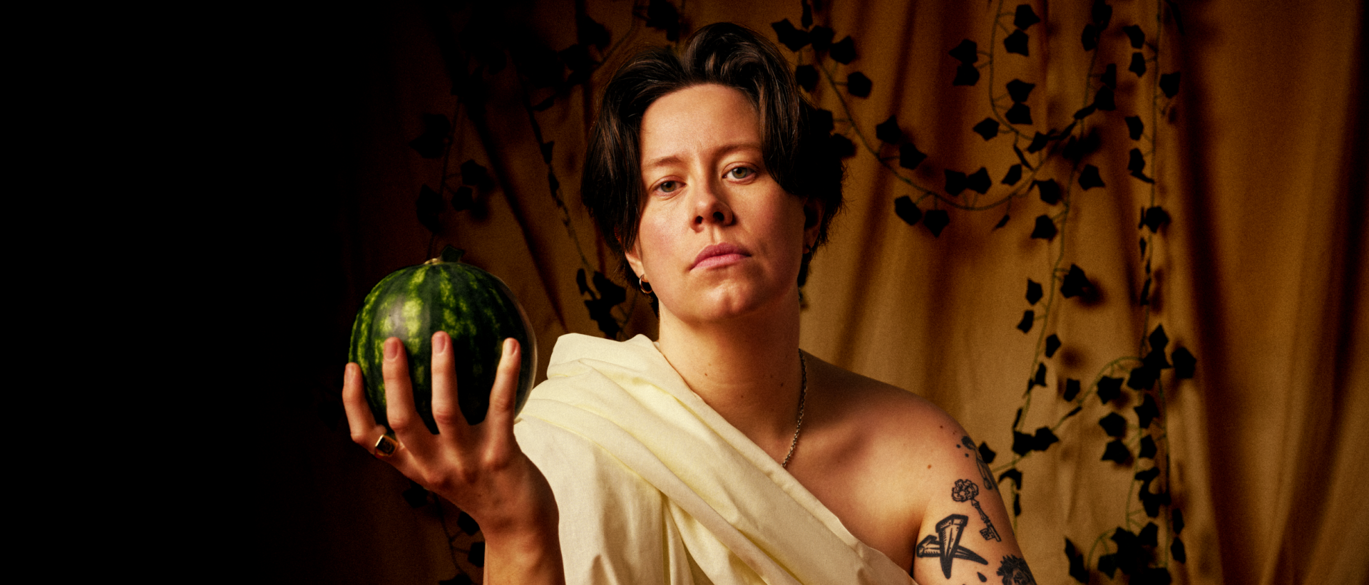 Chloe-Petts-Big-Naturals_HEADER_d951a92e9ce25dac143ef4627cca56bf.png