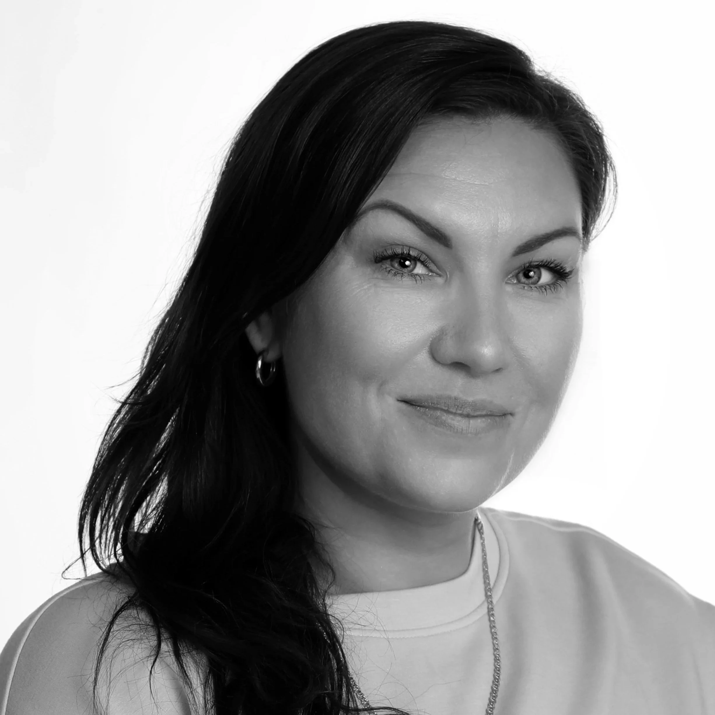 Tervetuloa tiimiin OTM Isabella Väyrynen!