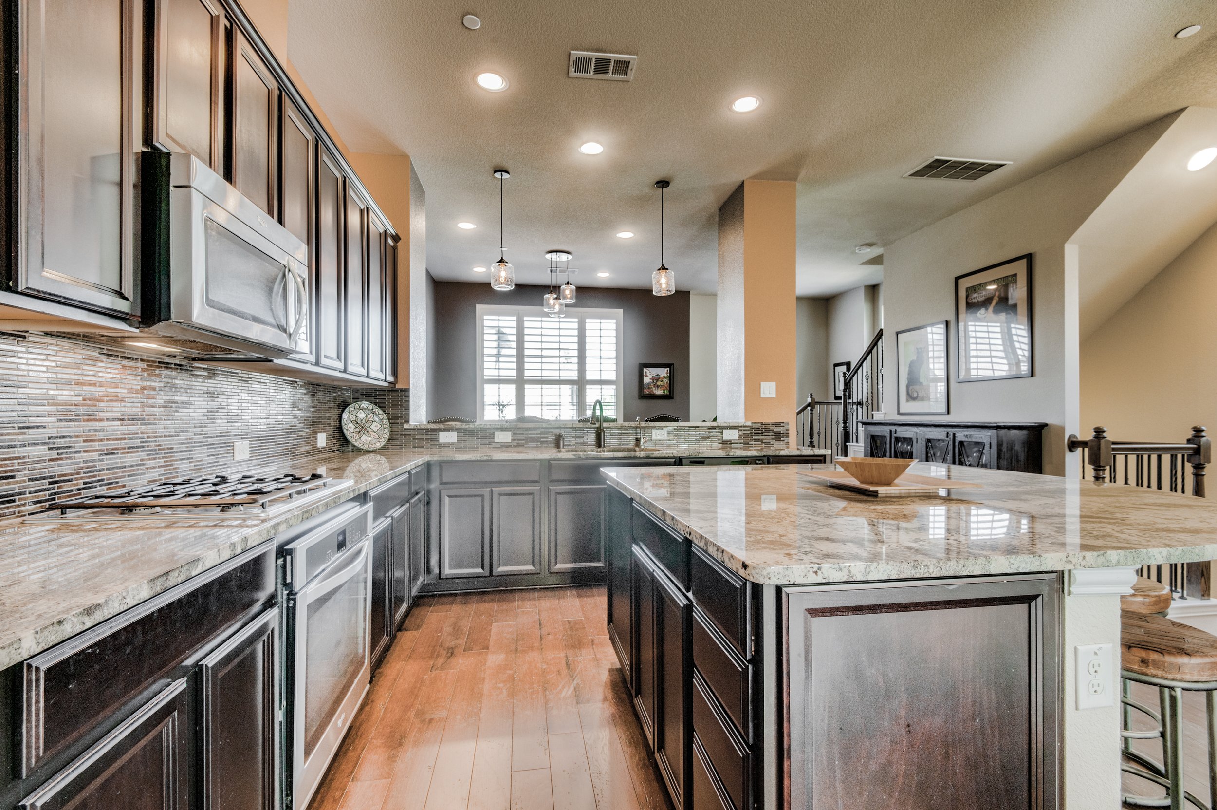 6446-riviera-dr-irving-tx-75039-High-Res-15.jpg