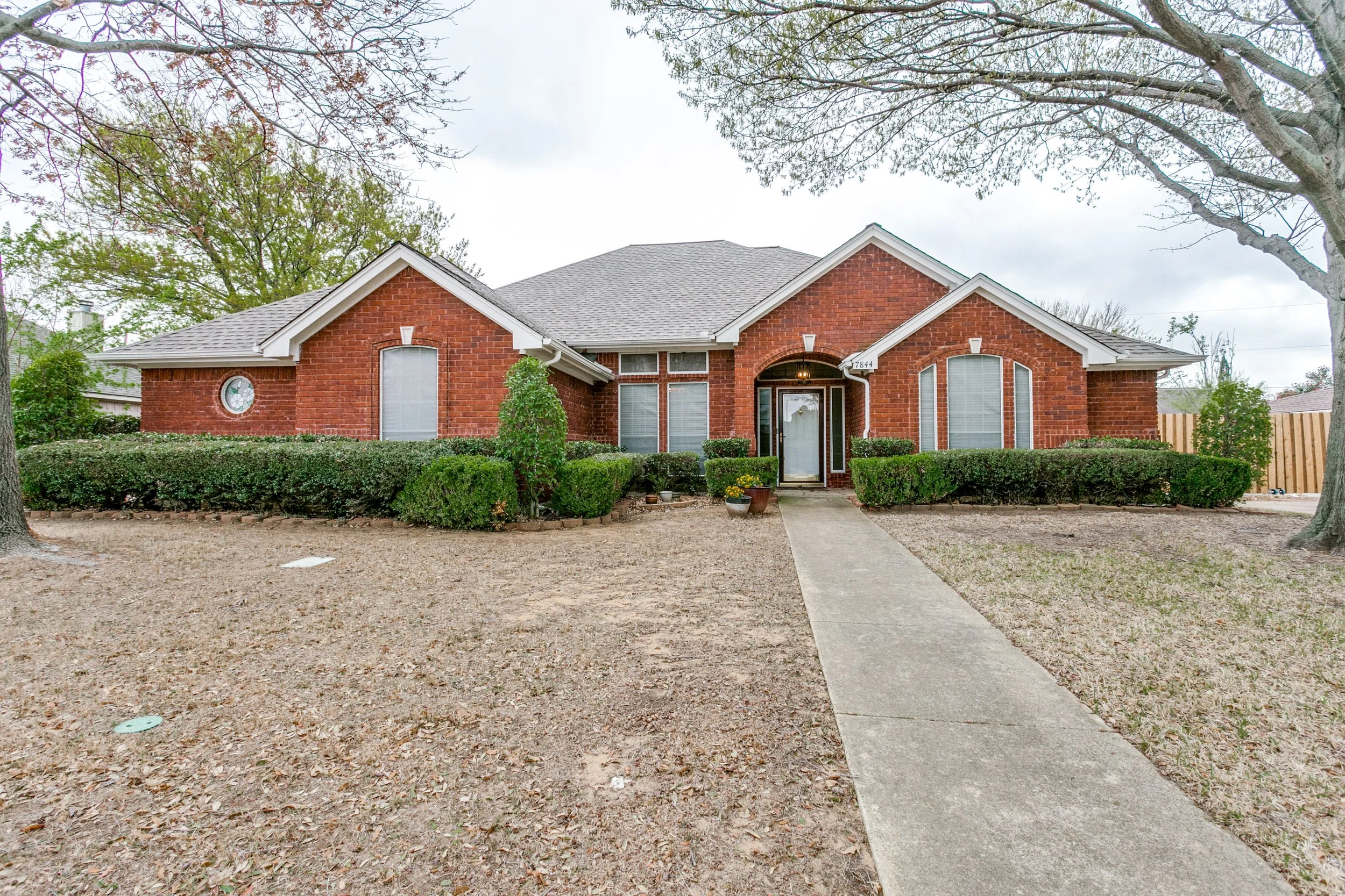 7844 Hidden Oaks Drive