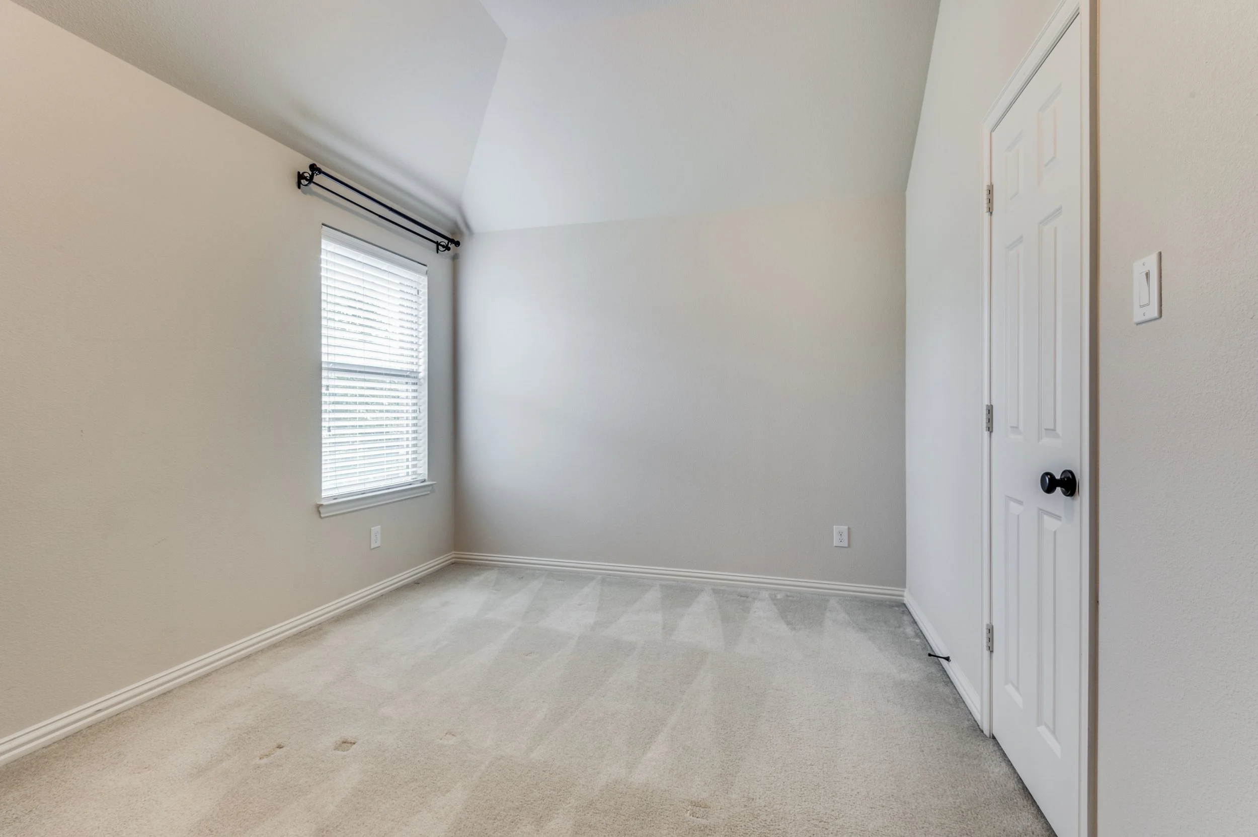 419-paluxy-dr-irving-tx-75039-High-Res-19.jpg