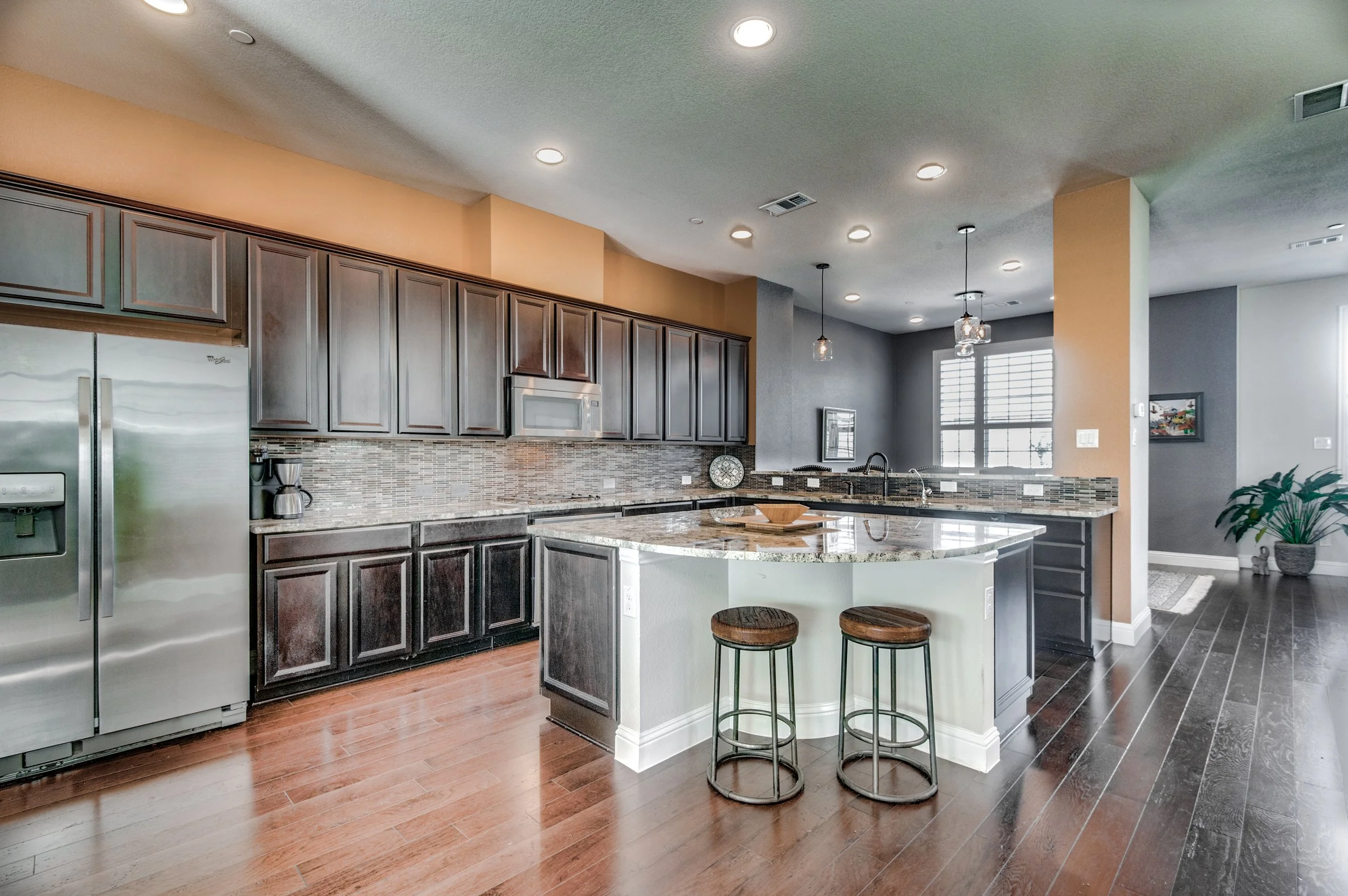 6446-riviera-dr-irving-tx-75039-High-Res-13.jpg