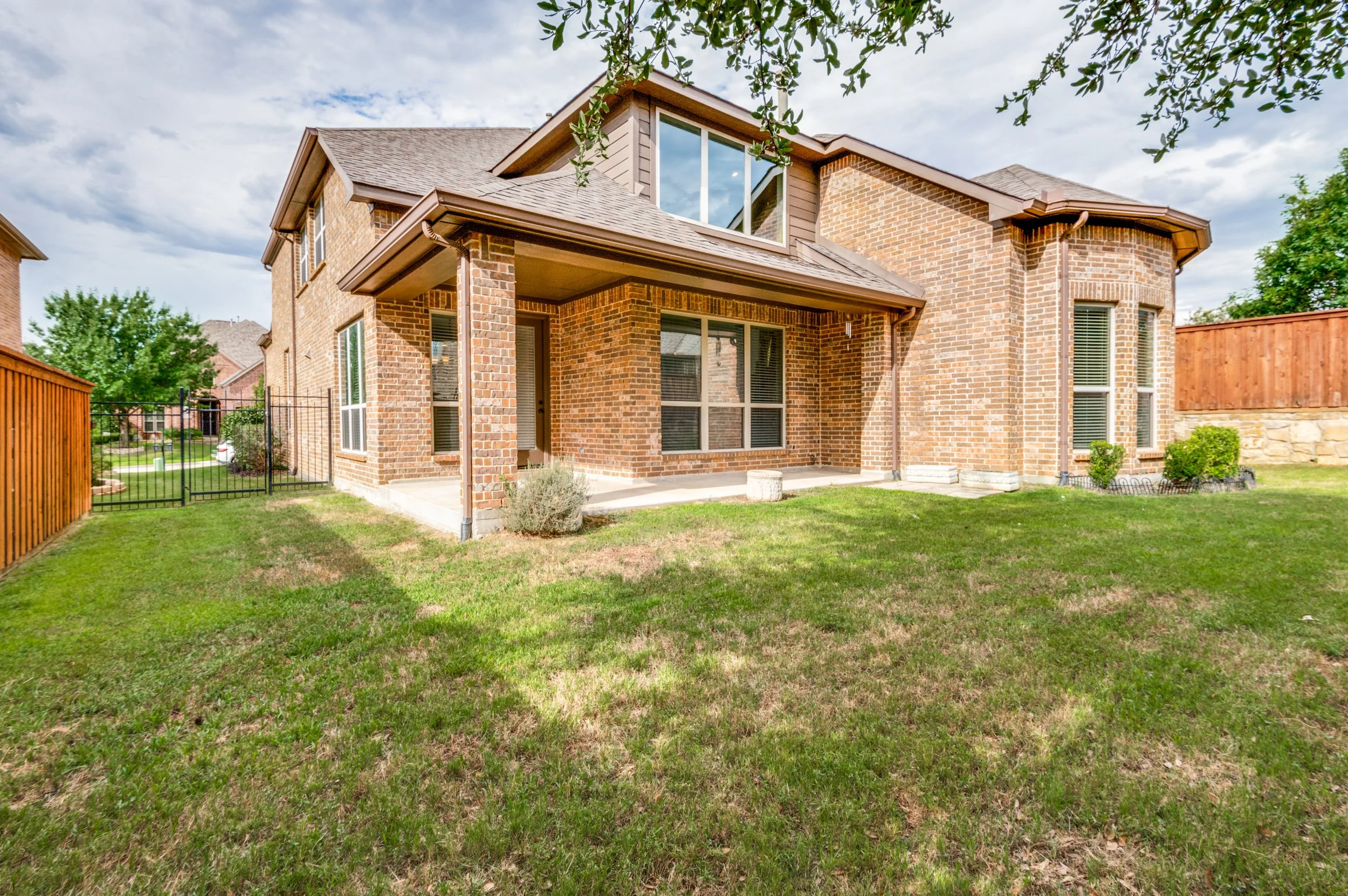 419-paluxy-dr-irving-tx-75039-High-Res-25.jpg